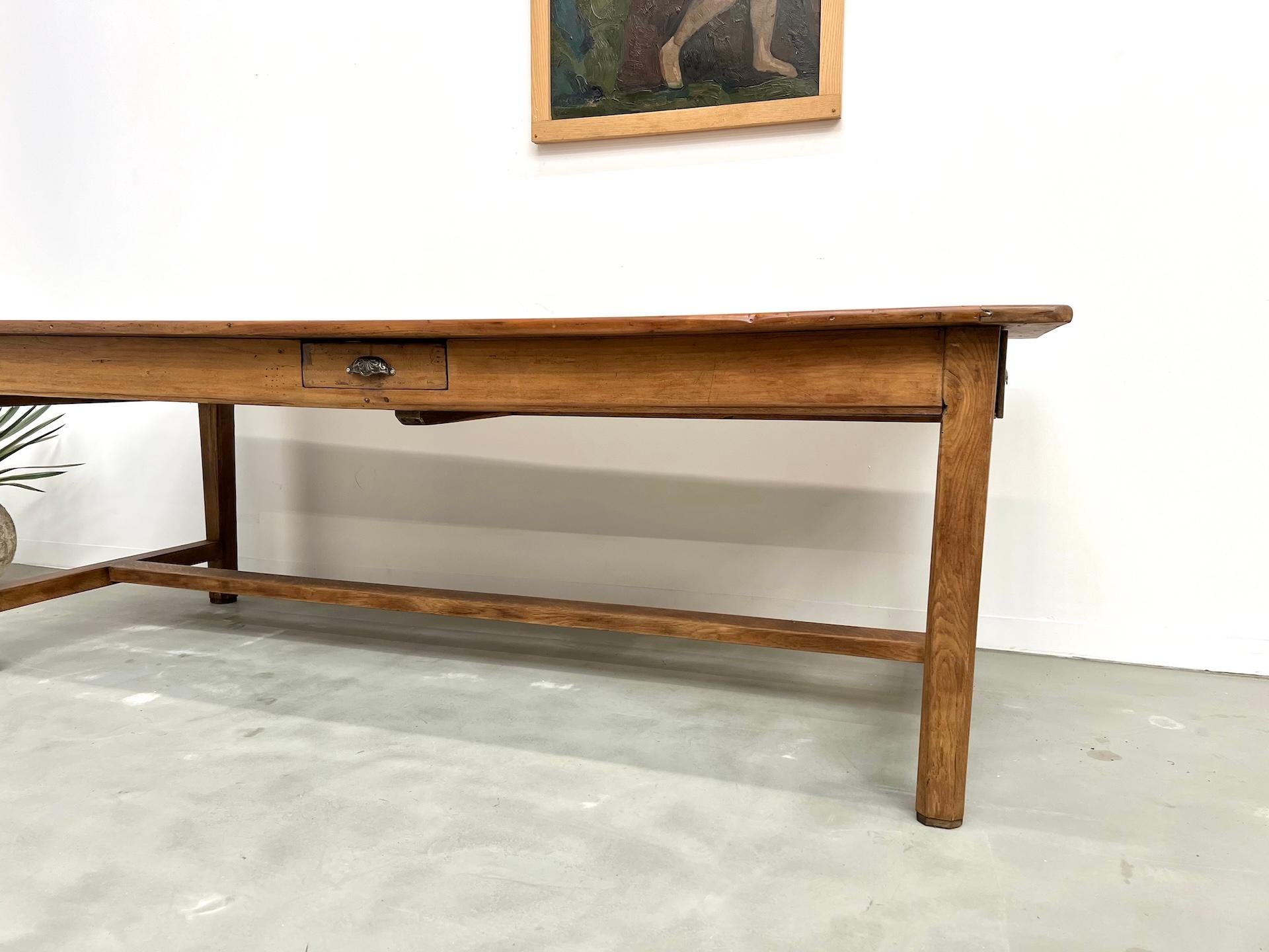 Large french antique farmhouse table in walnut en vente 10