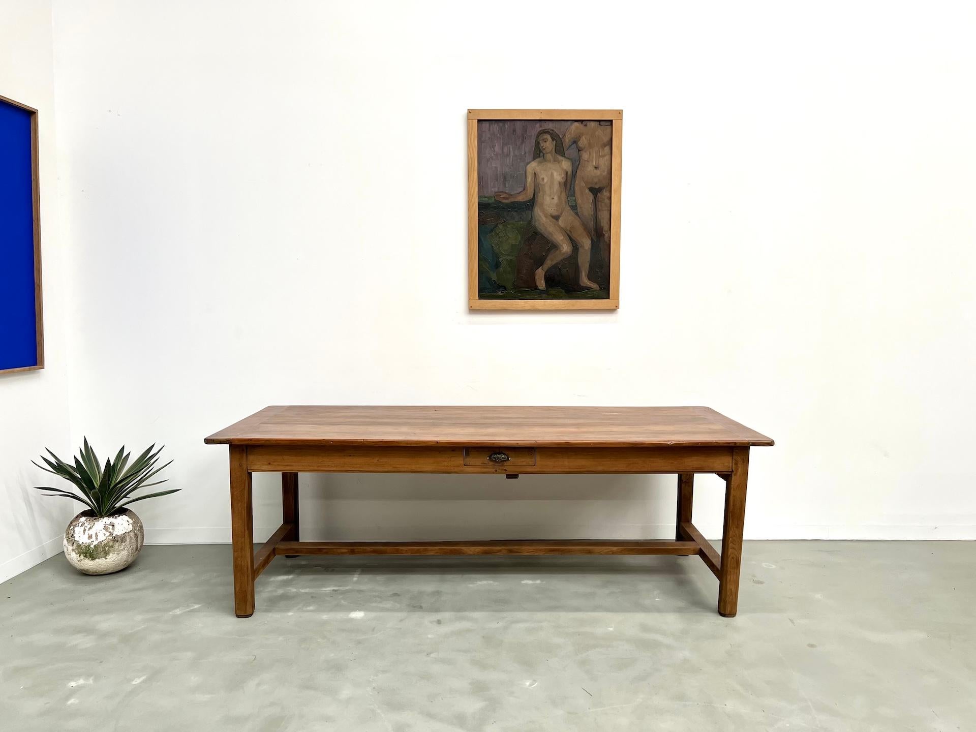 Provincial français Large french antique farmhouse table in walnut en vente