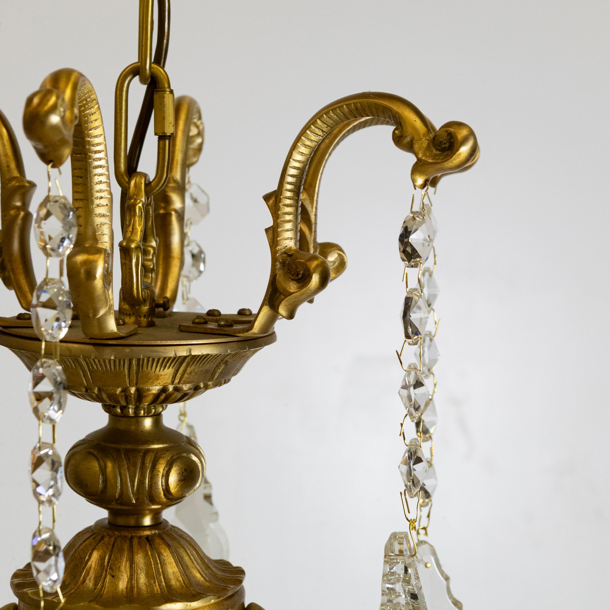 Grande lampadario francese d'epoca con gabbia per uccelli dorata e cristallo  12 Braccio in vendita 1