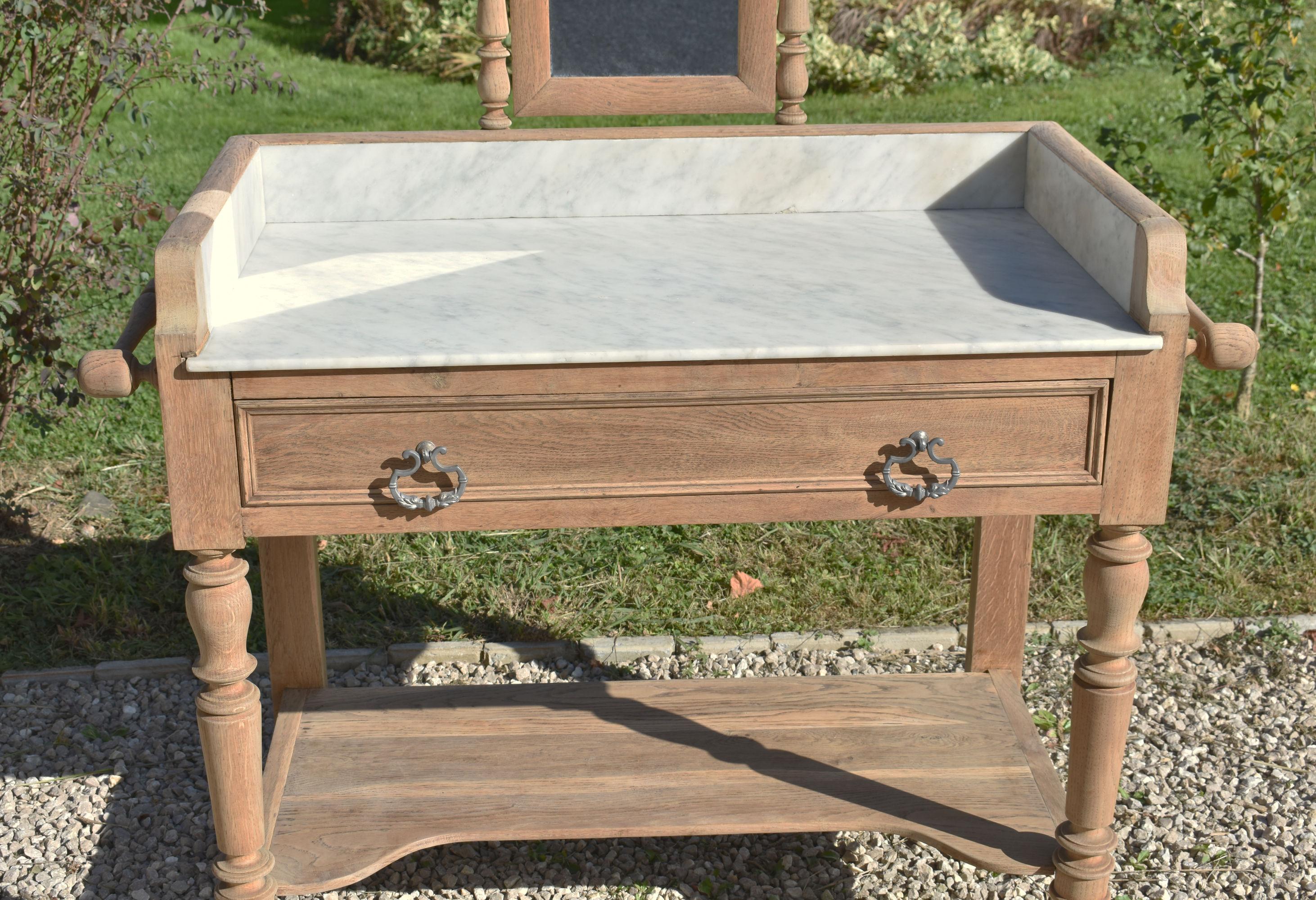 XX secolo Grande lavabo francese Antique French con specchio in vendita