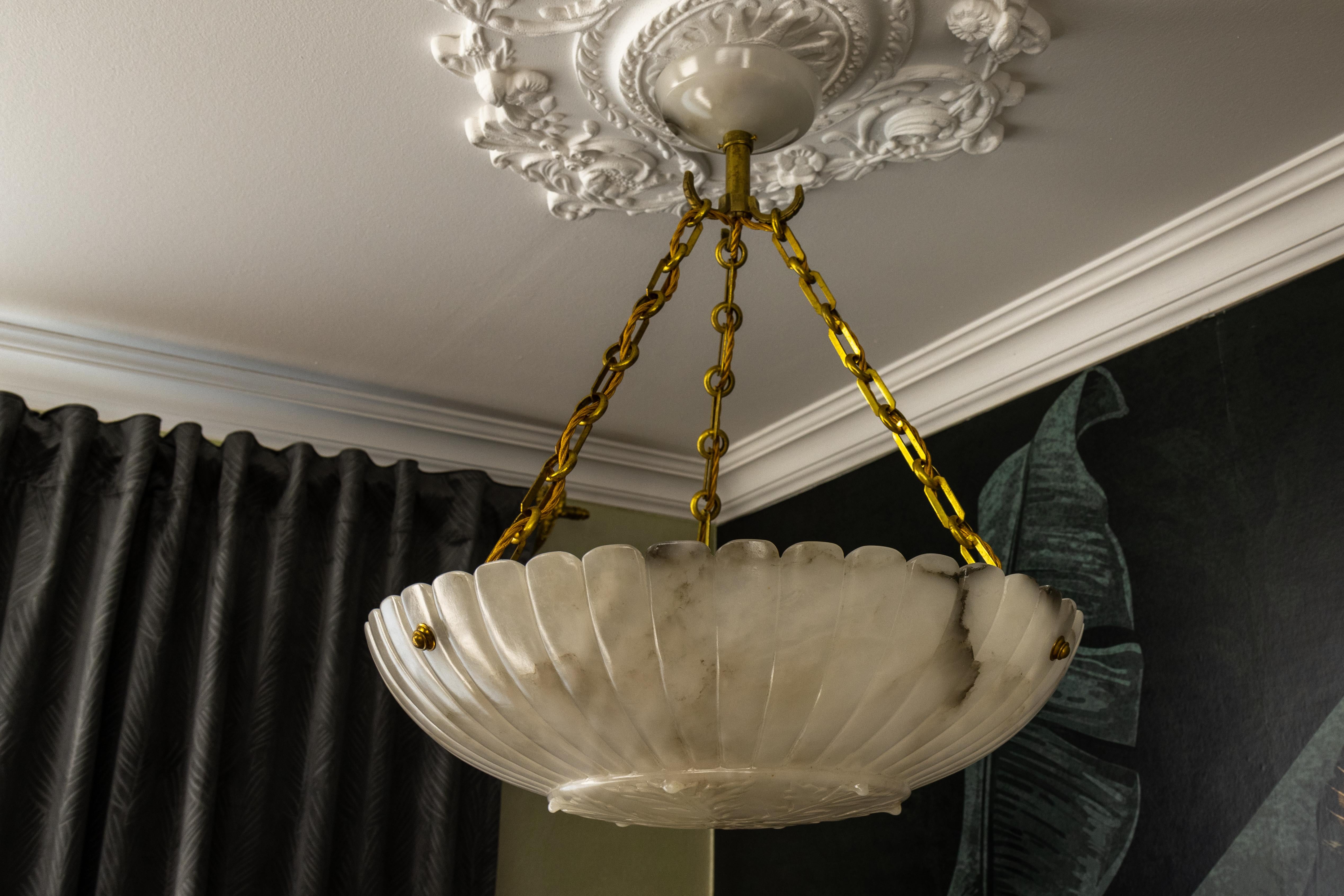 Large French Art Deco Alabaster Pendant Light with Brass Chain, 1920s For Sale 6