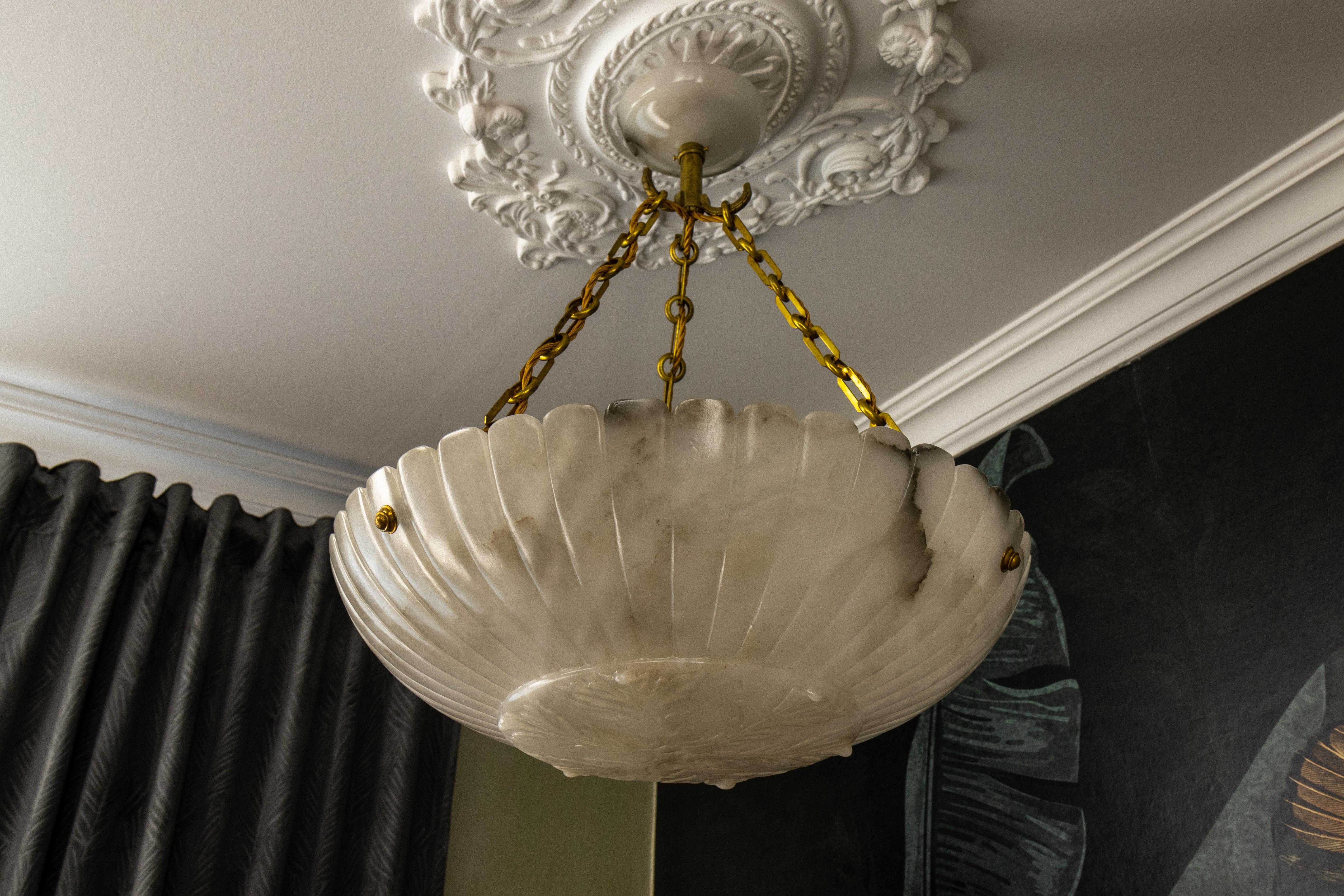 Large French Art Deco Alabaster Pendant Light with Brass Chain, 1920s For Sale 5
