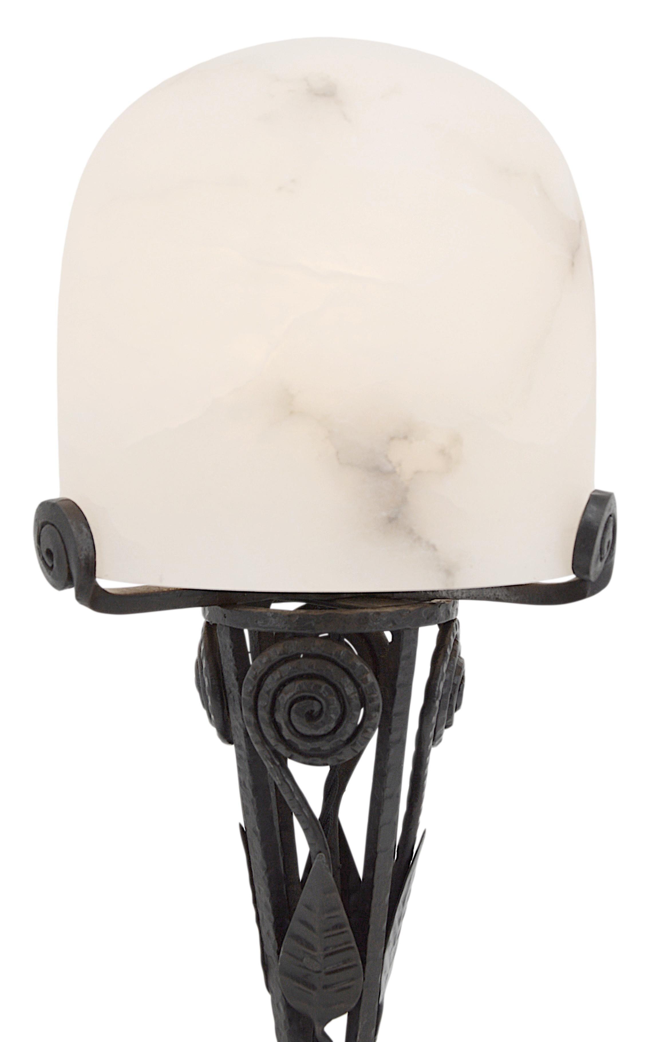 Early 20th Century Large French Art Deco Alabaster Table Lamp, 1920s For Sale
