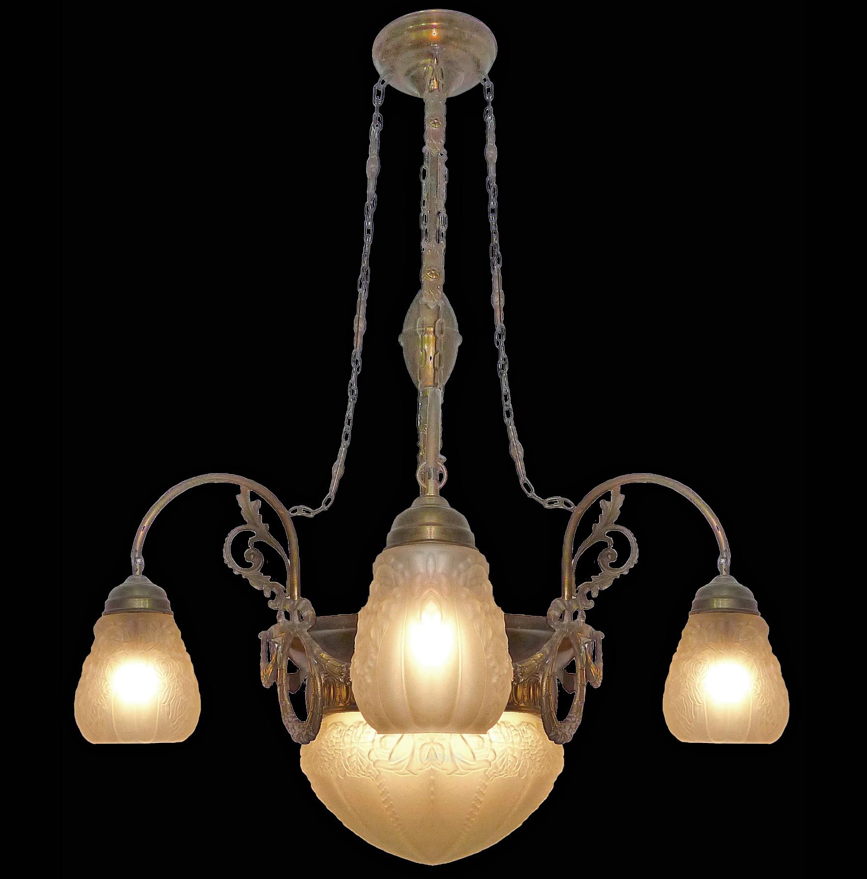 Large French Art Deco and Art Nouveau Brass and Frosted Glass 5-Light Chandelier In Good Condition For Sale In Coimbra, PT