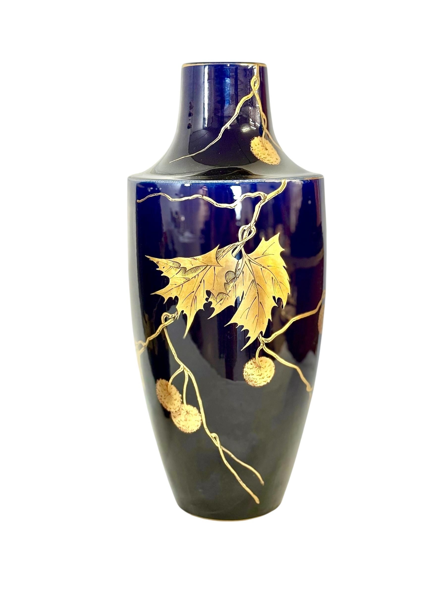 Dorato Grandi vasi francesi in maiolica Art Déco di Gustave Asch, 1920 circa in vendita