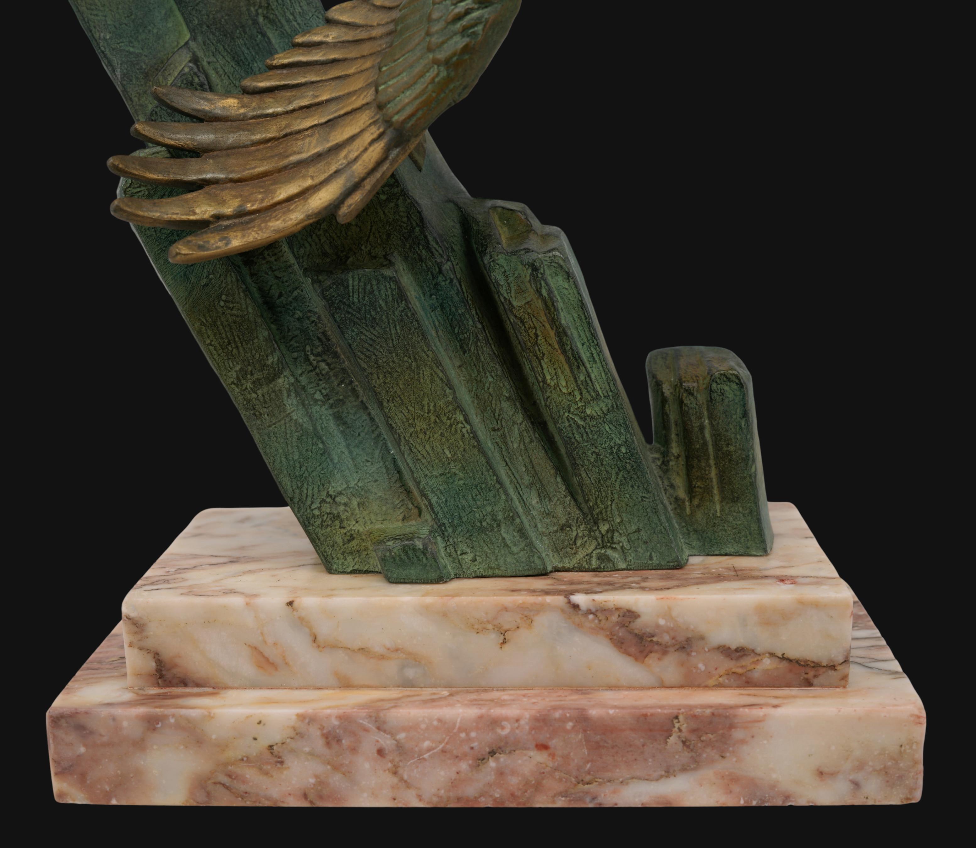 Large French Art Deco Golden Eagle Sculpture, 1920 For Sale 7