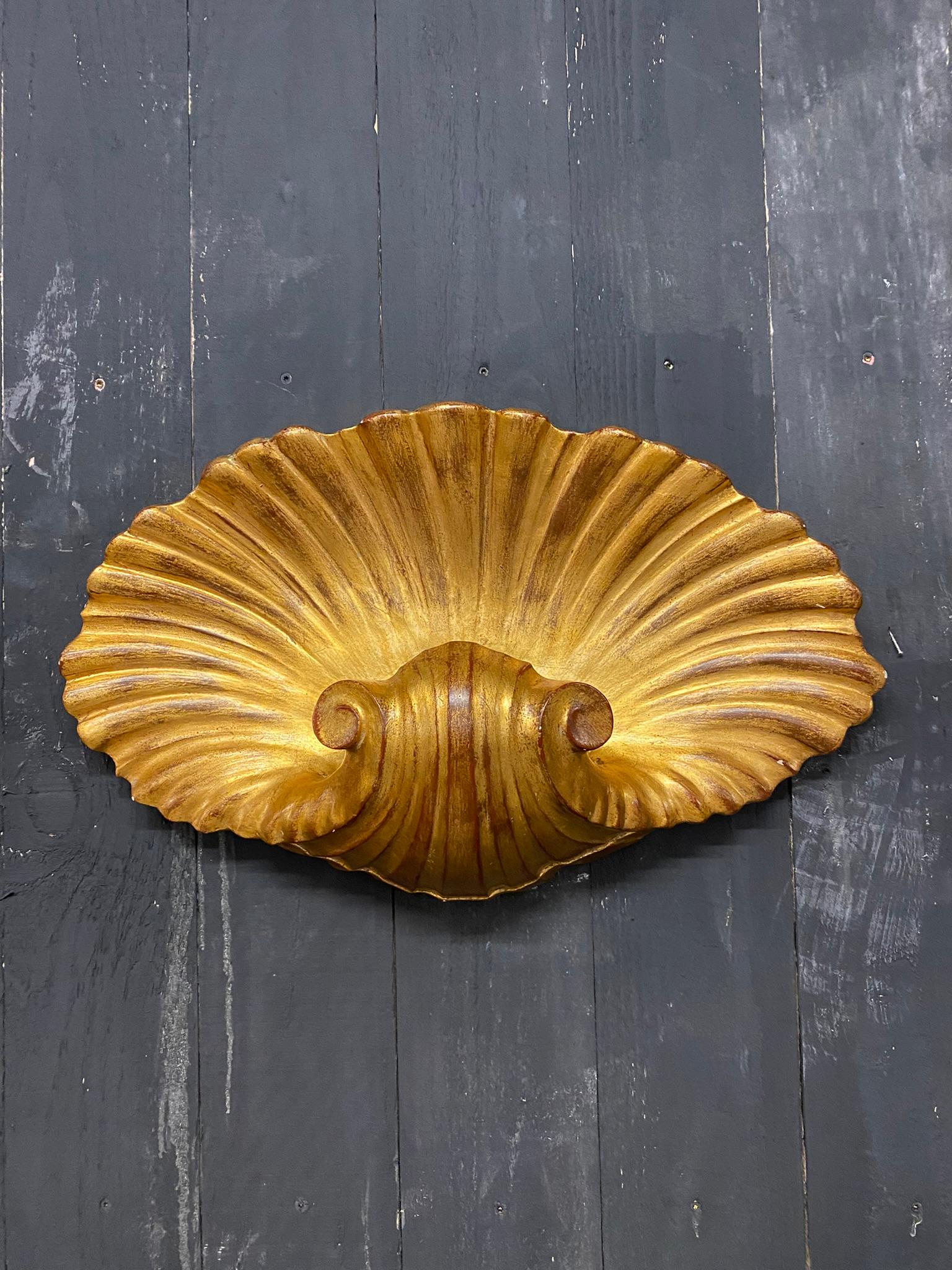 Large French Art Deco Golden Plaster Shell Sconce in the Style of Serge Roche 3