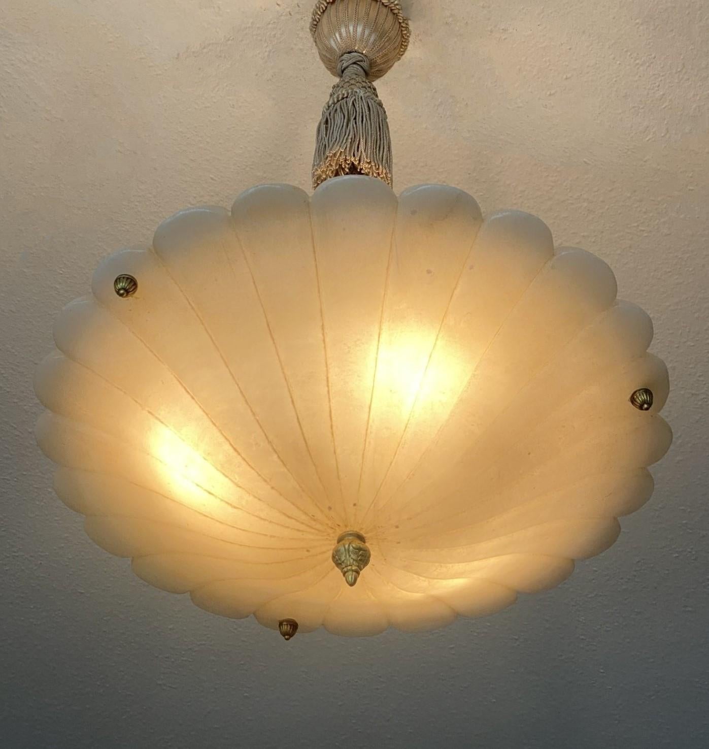 Large French Art Deco Hand-Carved White Alabaster Three-Light Chandelier, 1920s 5