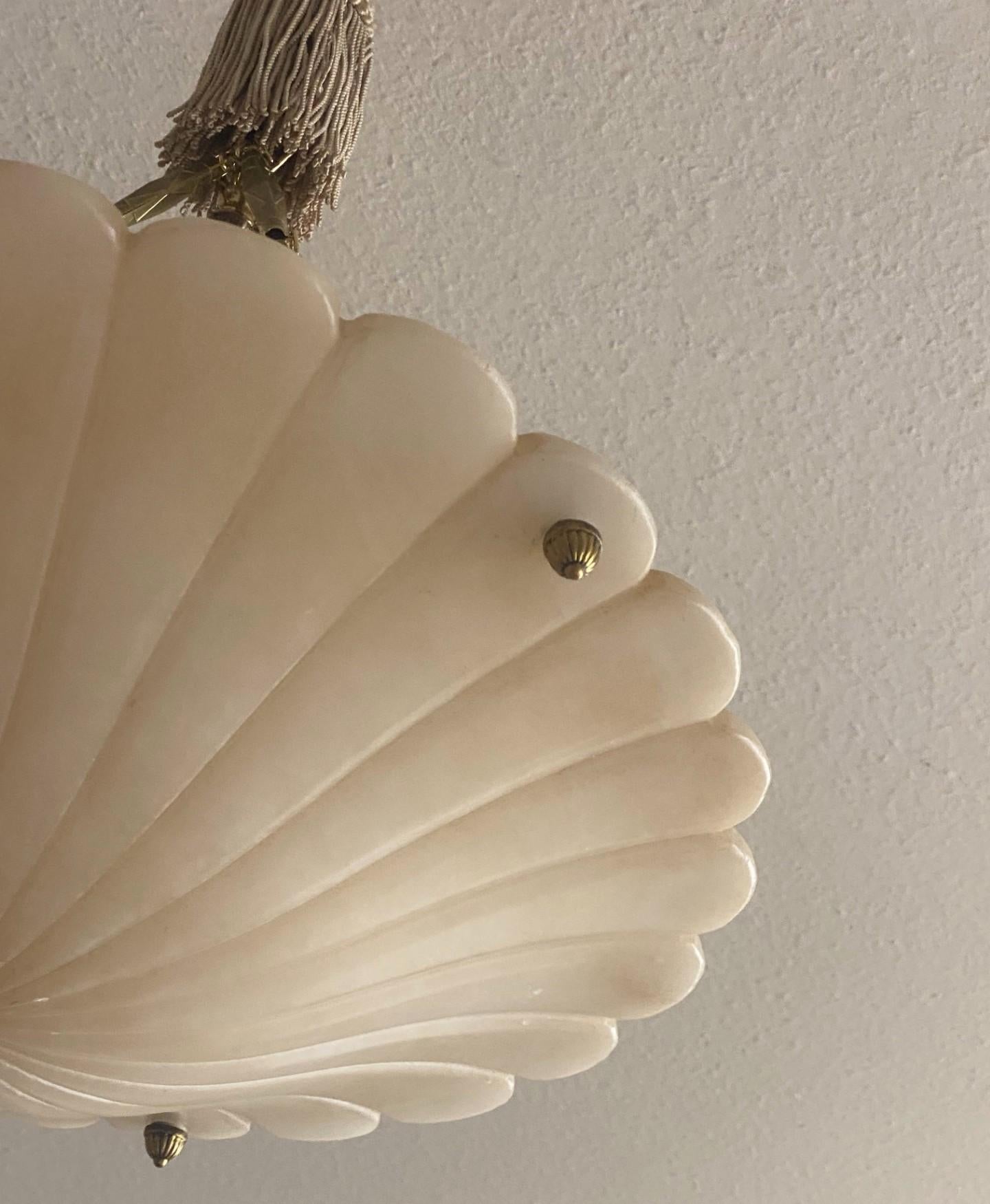Large French Art Deco Hand-Carved White Alabaster Three-Light Chandelier, 1920s 9