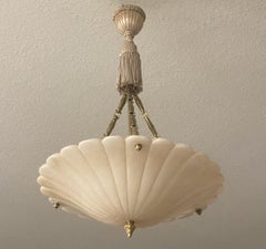 Large French Art Deco Hand-Carved White Alabaster Three-Light Chandelier, 1920s