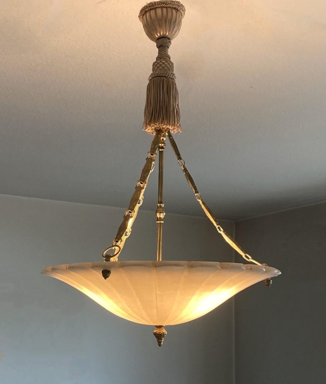 Large French Art Deco Hand-Carved White Alabaster Three-Light Chandelier, 1920s 2
