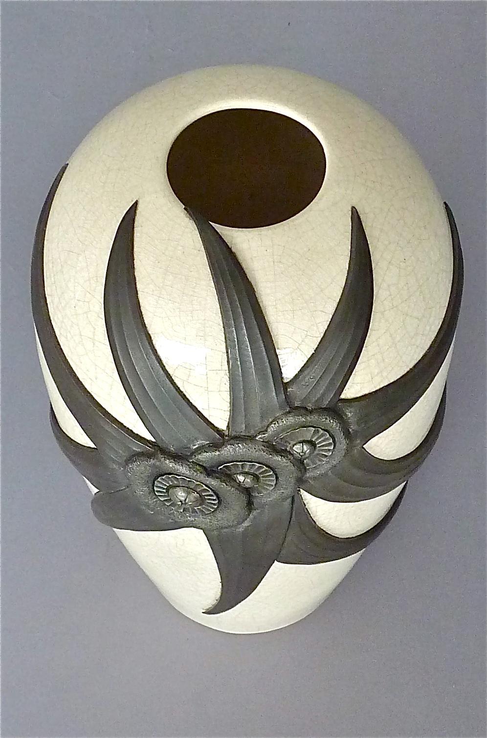 Large French Art Deco Nouveau Vase Ivory Color Crackle Ceramic Guerin, 1920s For Sale 4