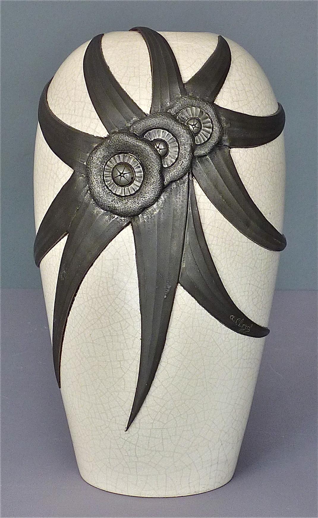Patinated Large French Art Deco Nouveau Vase Ivory Color Crackle Ceramic Guerin, 1920s For Sale