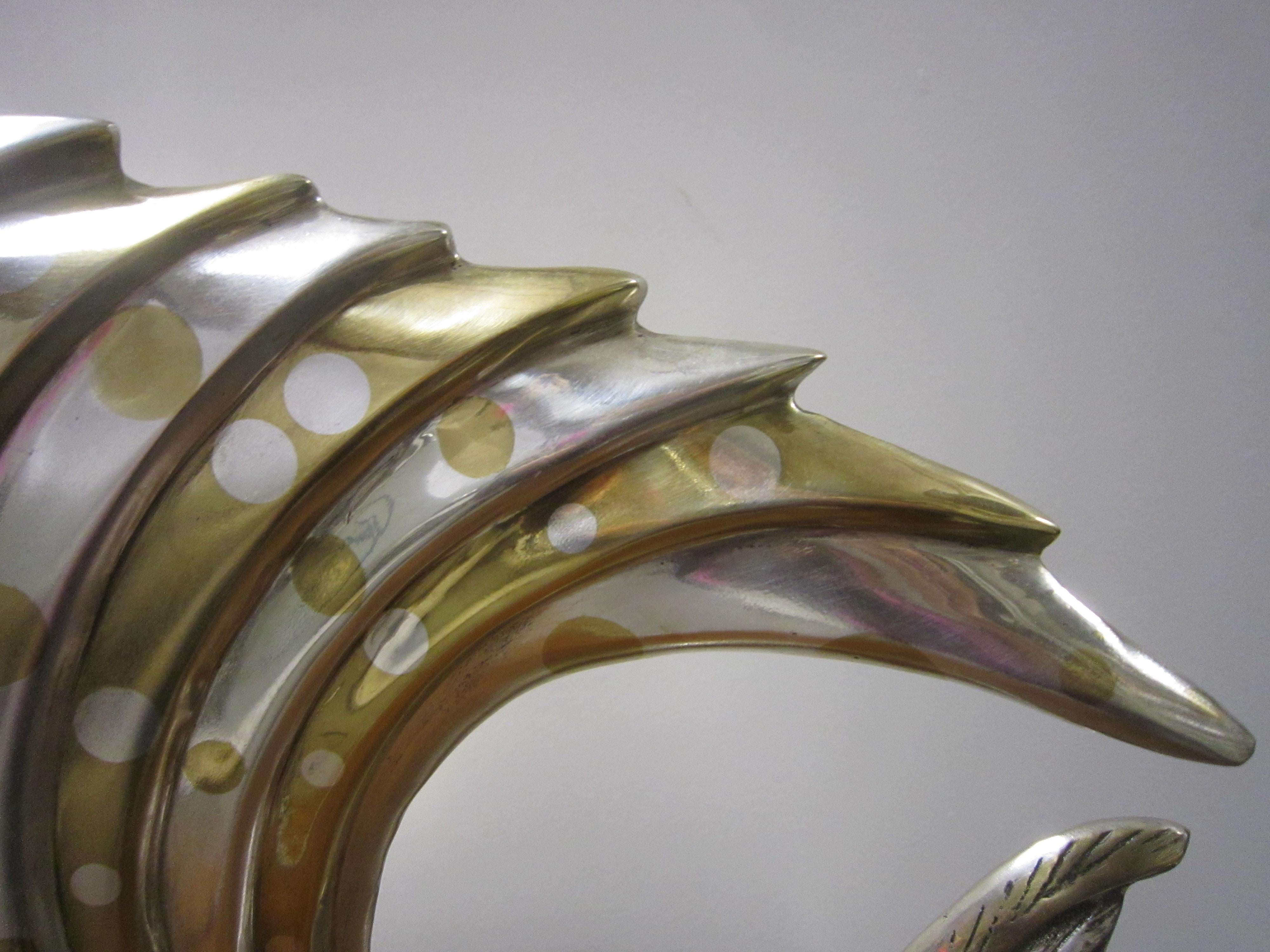 Grande sculpture de poisson Art Déco française en argent et bronze doré à la feuille, M.L Simard en vente 3