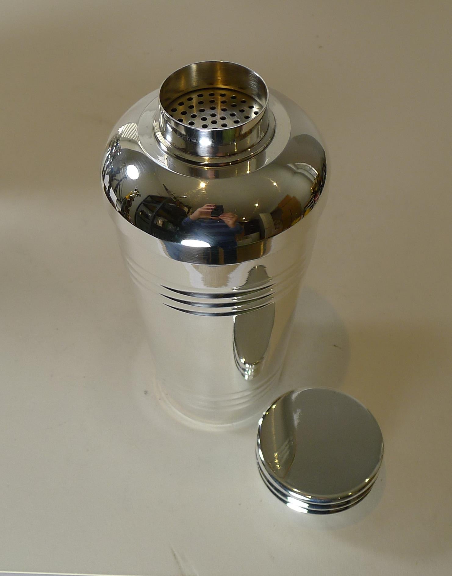 Large French Art Deco Silver Plated Cocktail Shaker, c.1925 3
