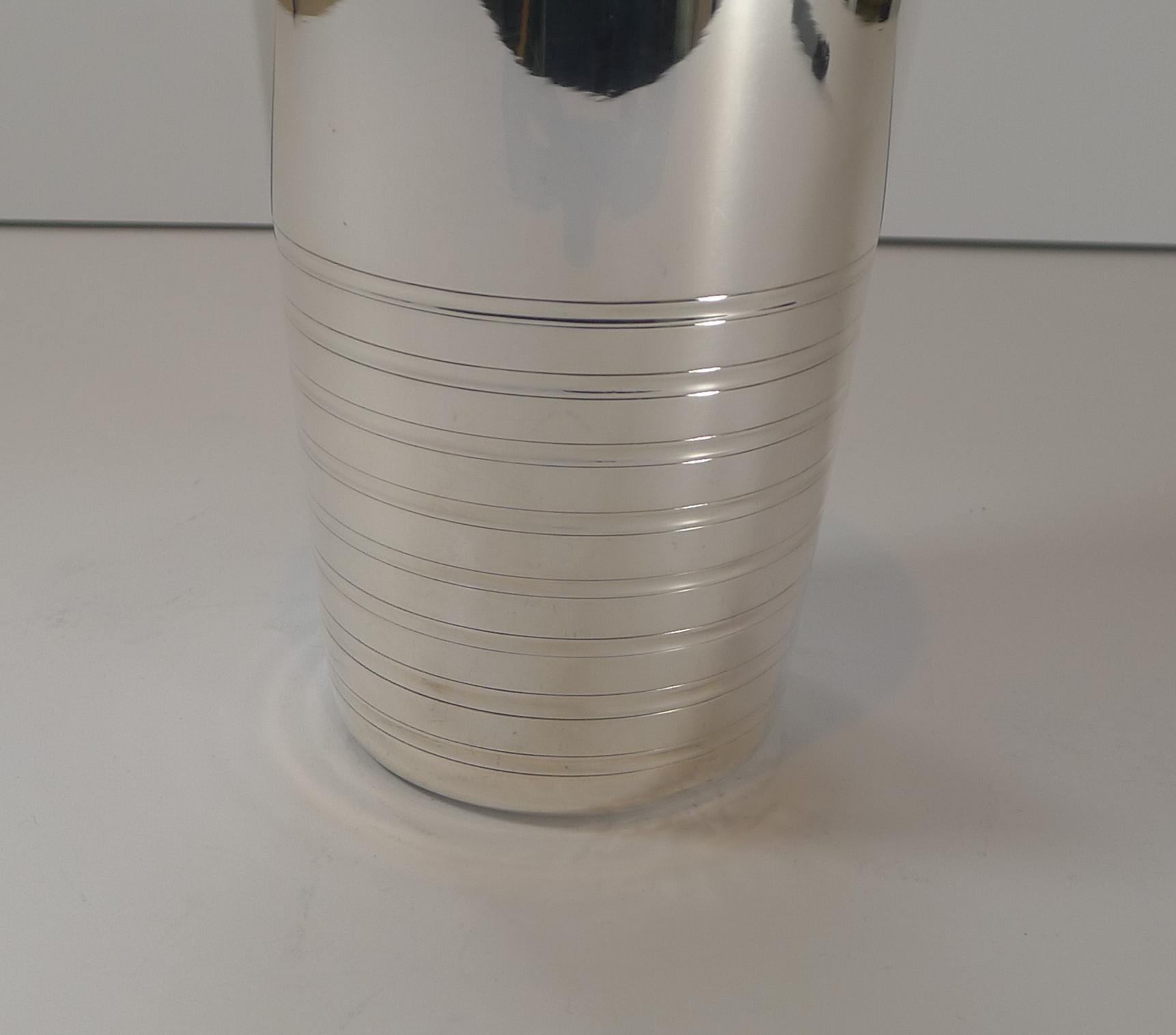 Large French Art Deco Silver Plated Cocktail Shaker, circa 1930 7