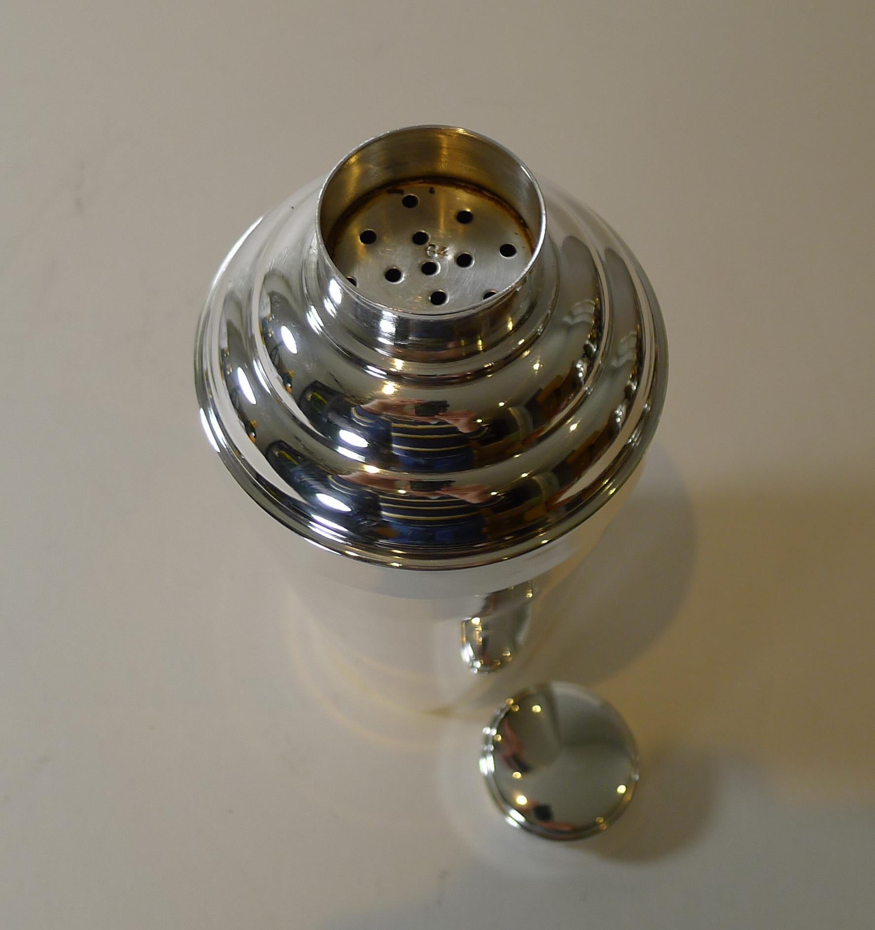 European Large French Art Deco Silver Plated Cocktail Shaker, c.1930's For Sale