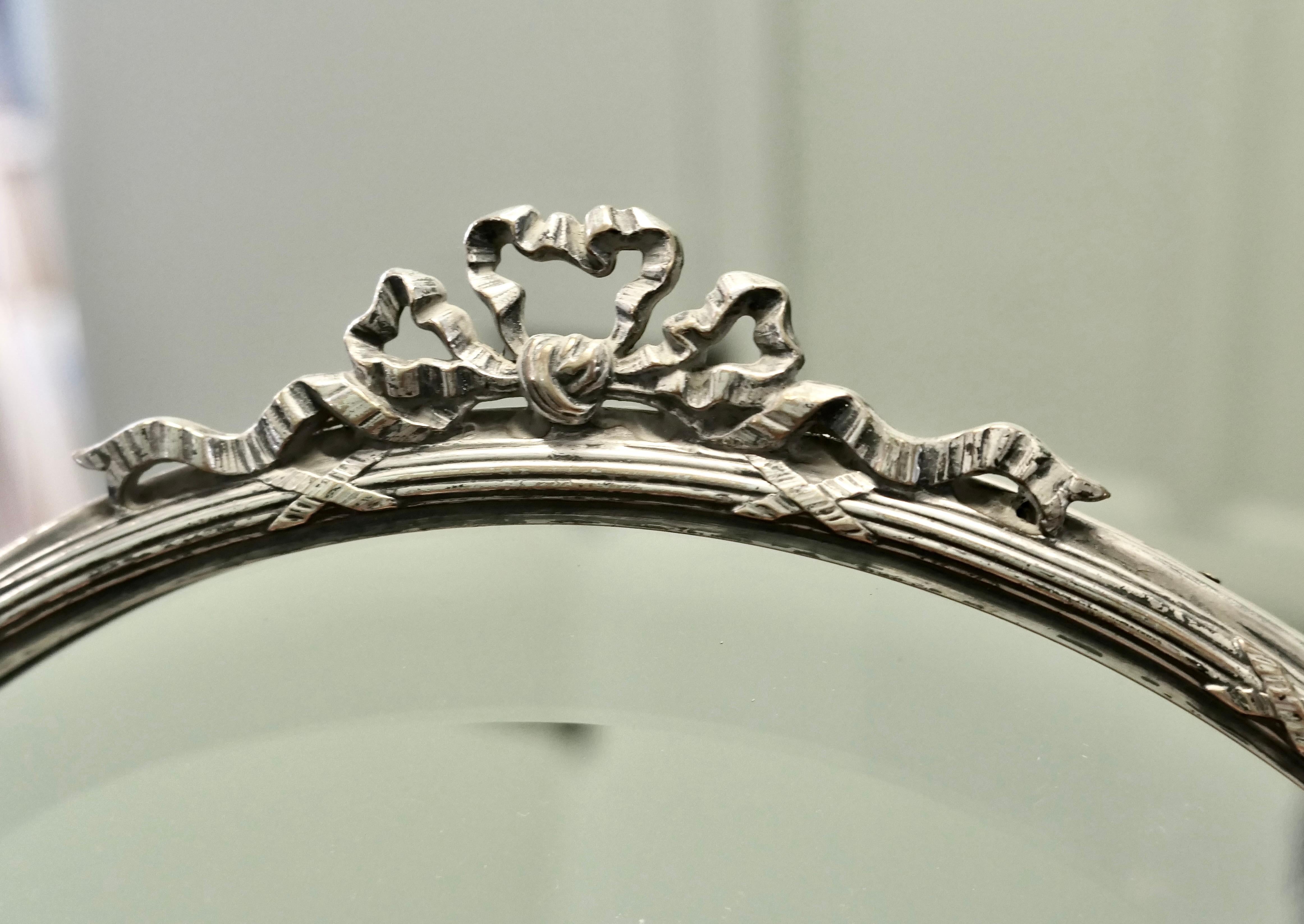 Großer französischer Art Deco Silber Toiletten- oder Eitelkeitsspiegel (Frühes 20. Jahrhundert) im Angebot