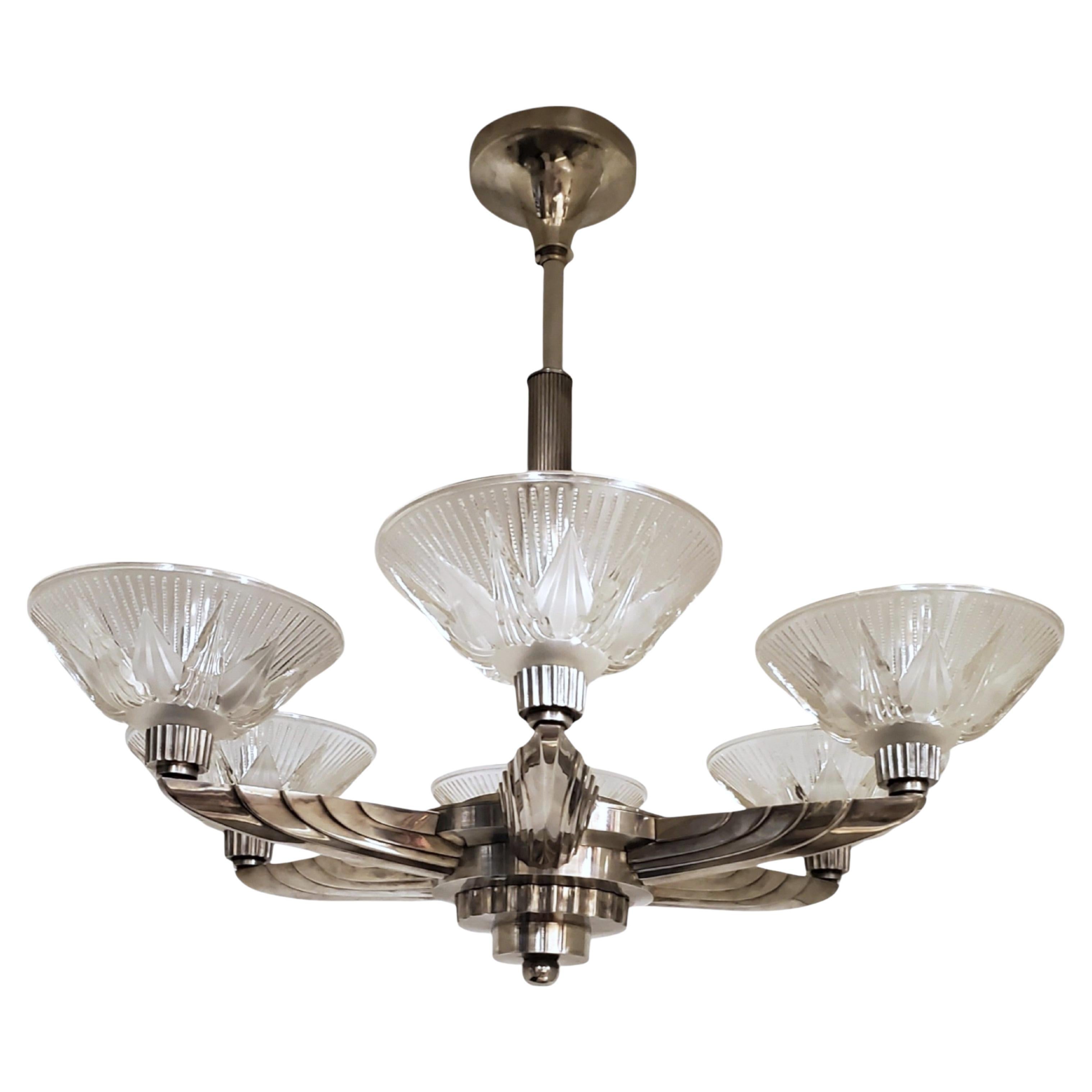 Large French Art Deco six arm nickeled bronze, art glass star chandelier Petitot For Sale