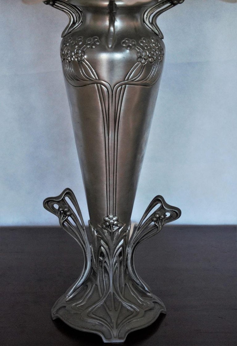 French Art Deco Vase Table Lamp, 1930s For Sale 4