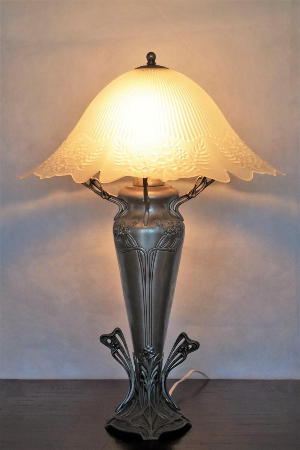 Glass French Art Deco Vase Table Lamp, 1930s For Sale