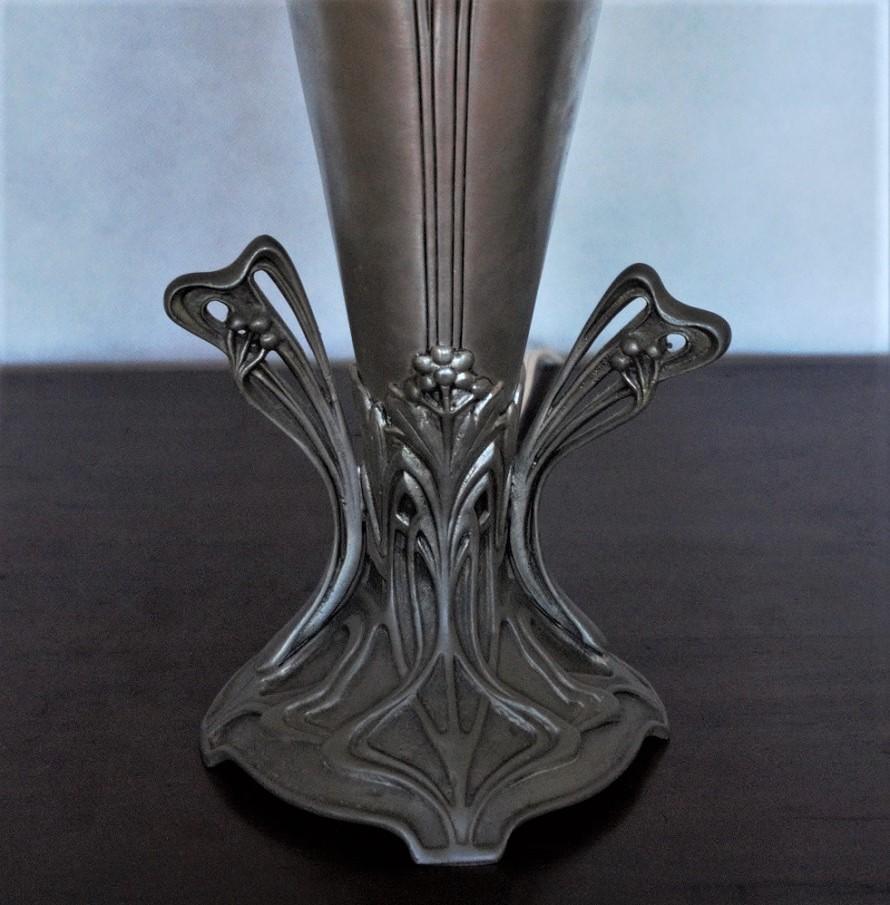 Lampe de bureau Art déco française avec vase, années 1930 en vente 4