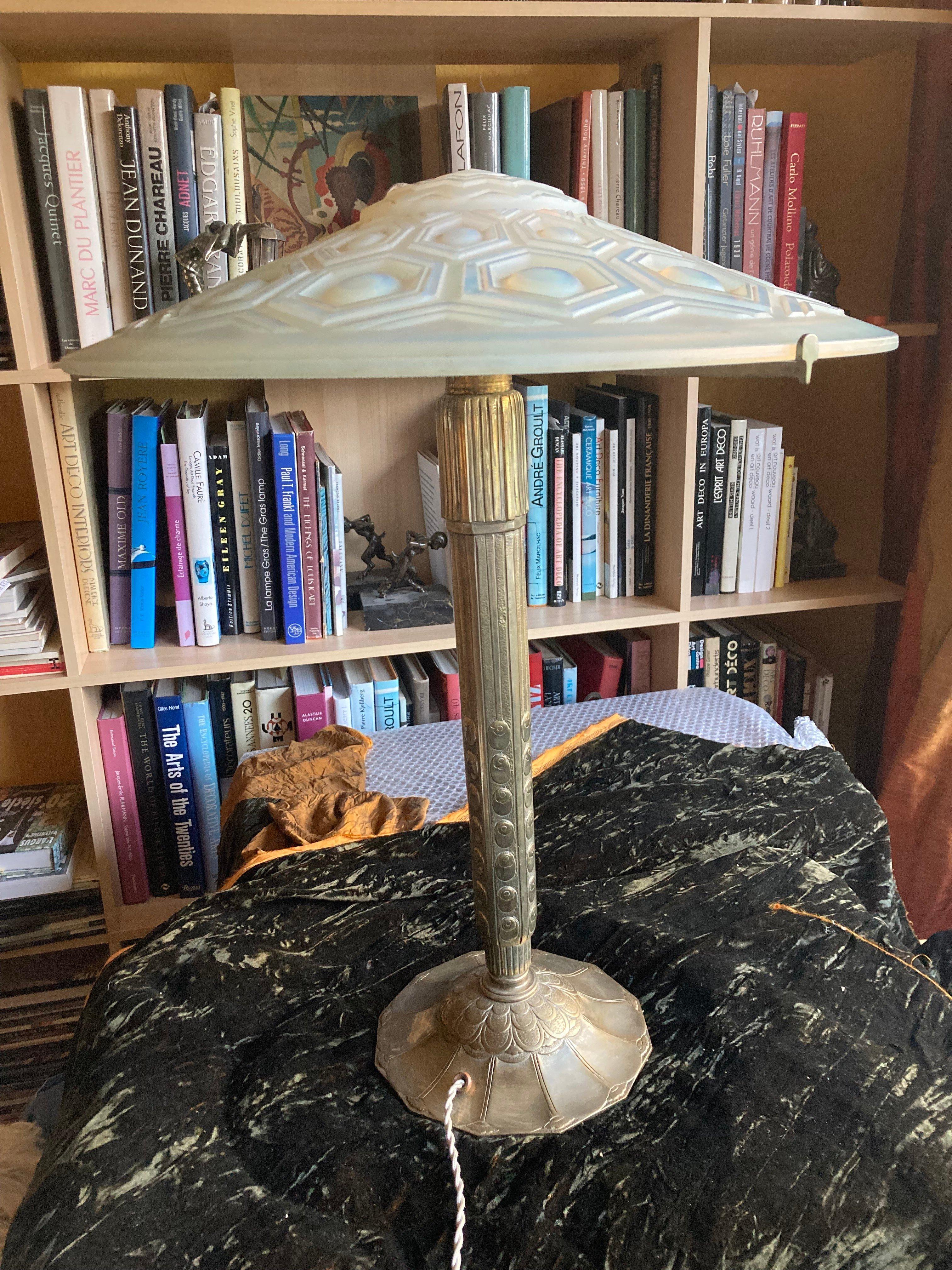 Large French Art Deco Table Lamp, Signed in the Shade A.Kovacs, France For Sale 11