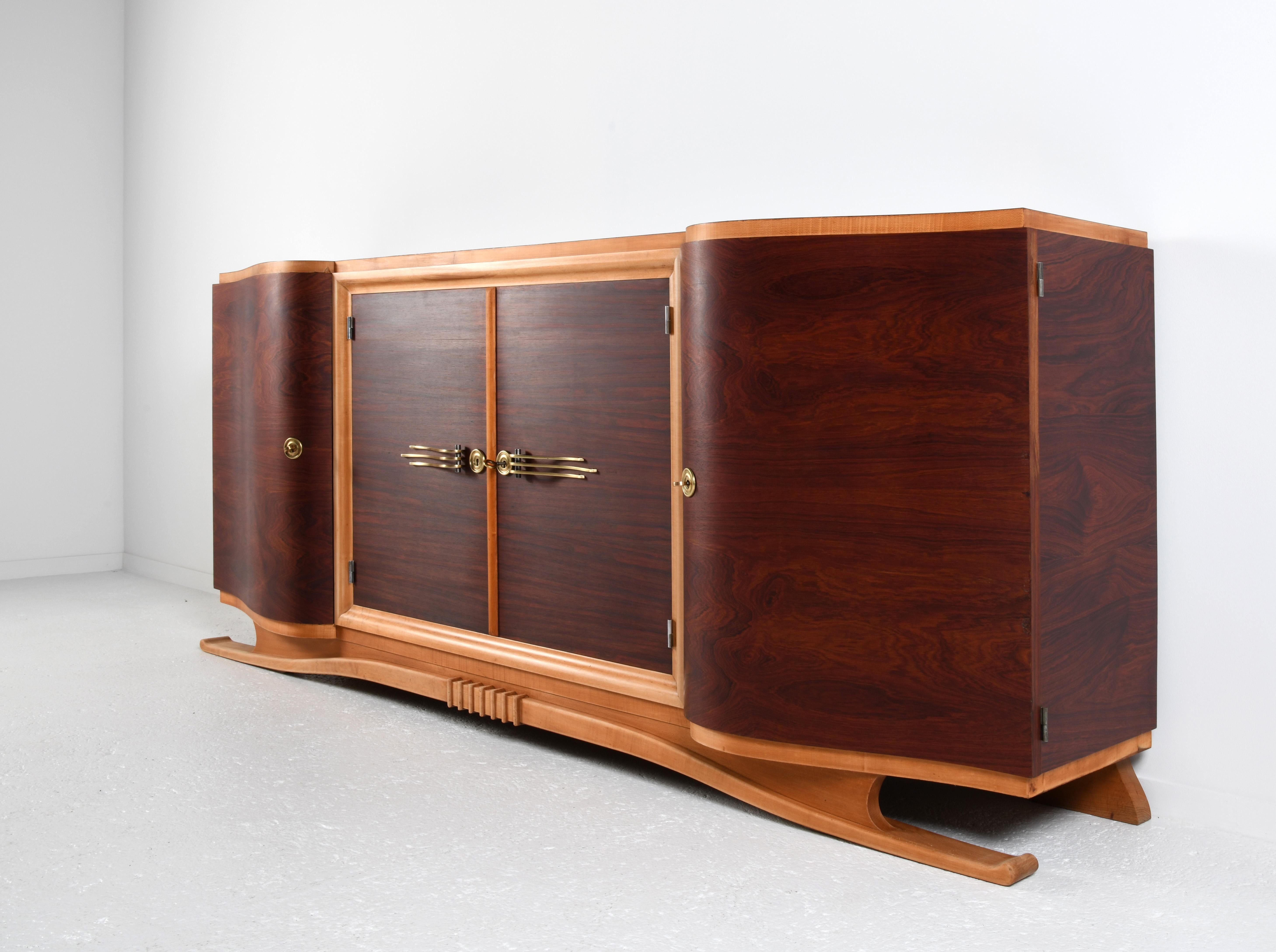 Mid-20th Century Large french Art Deco two-tones sideboard, walnut, oak, and sycamore