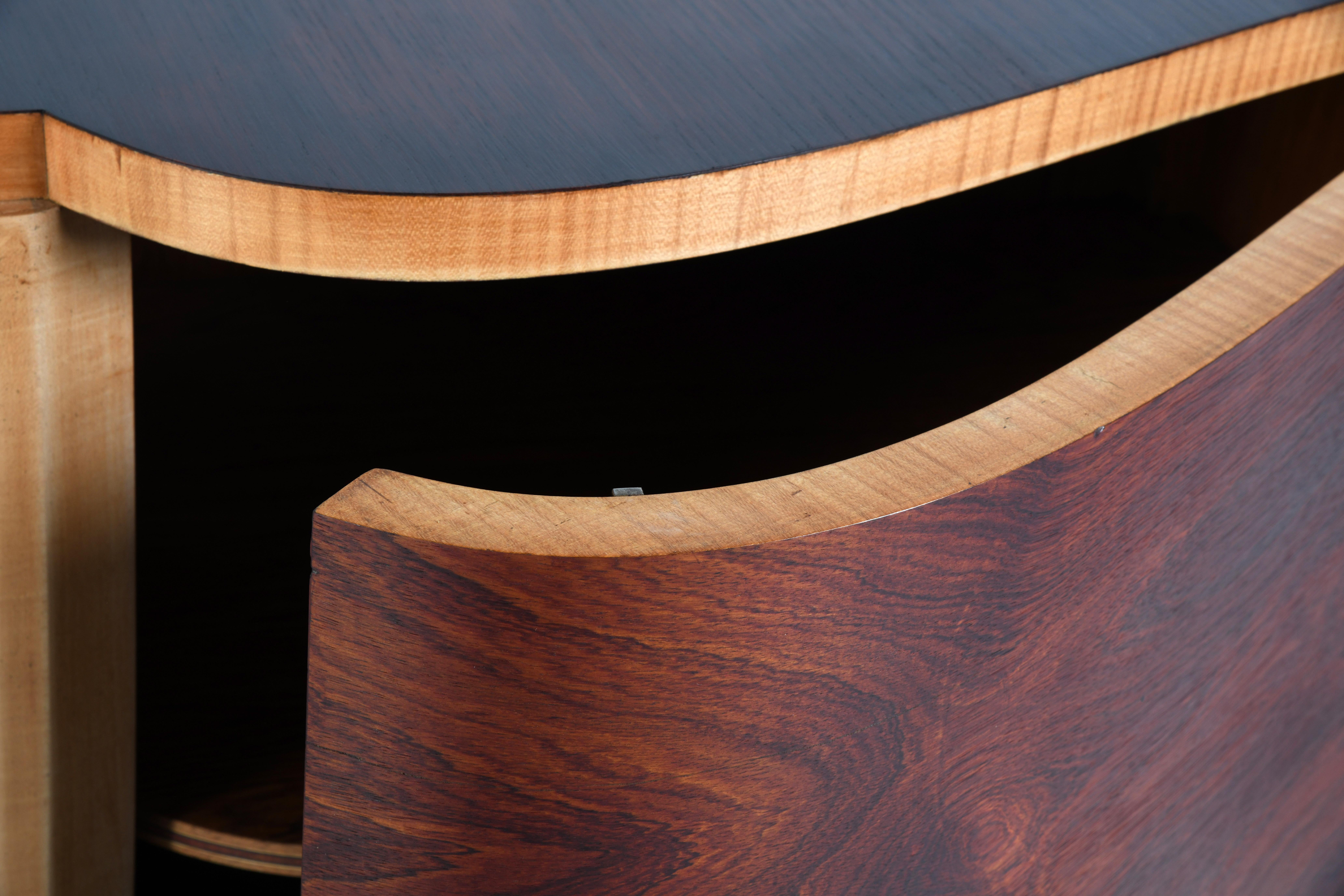 Large french Art Deco two-tones sideboard, walnut, oak, and sycamore 2