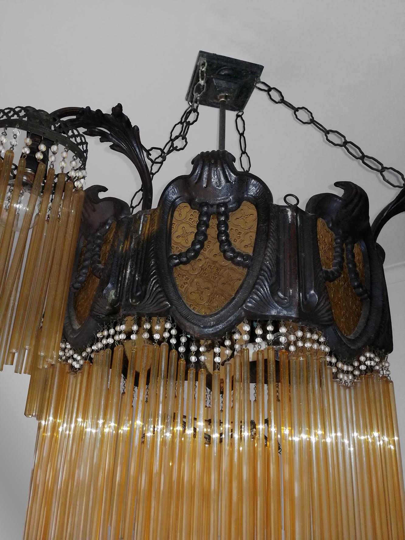 Large French Art Nouveau and Art Deco Amber Glass Straws Bronze Chandelier c1900 For Sale 3