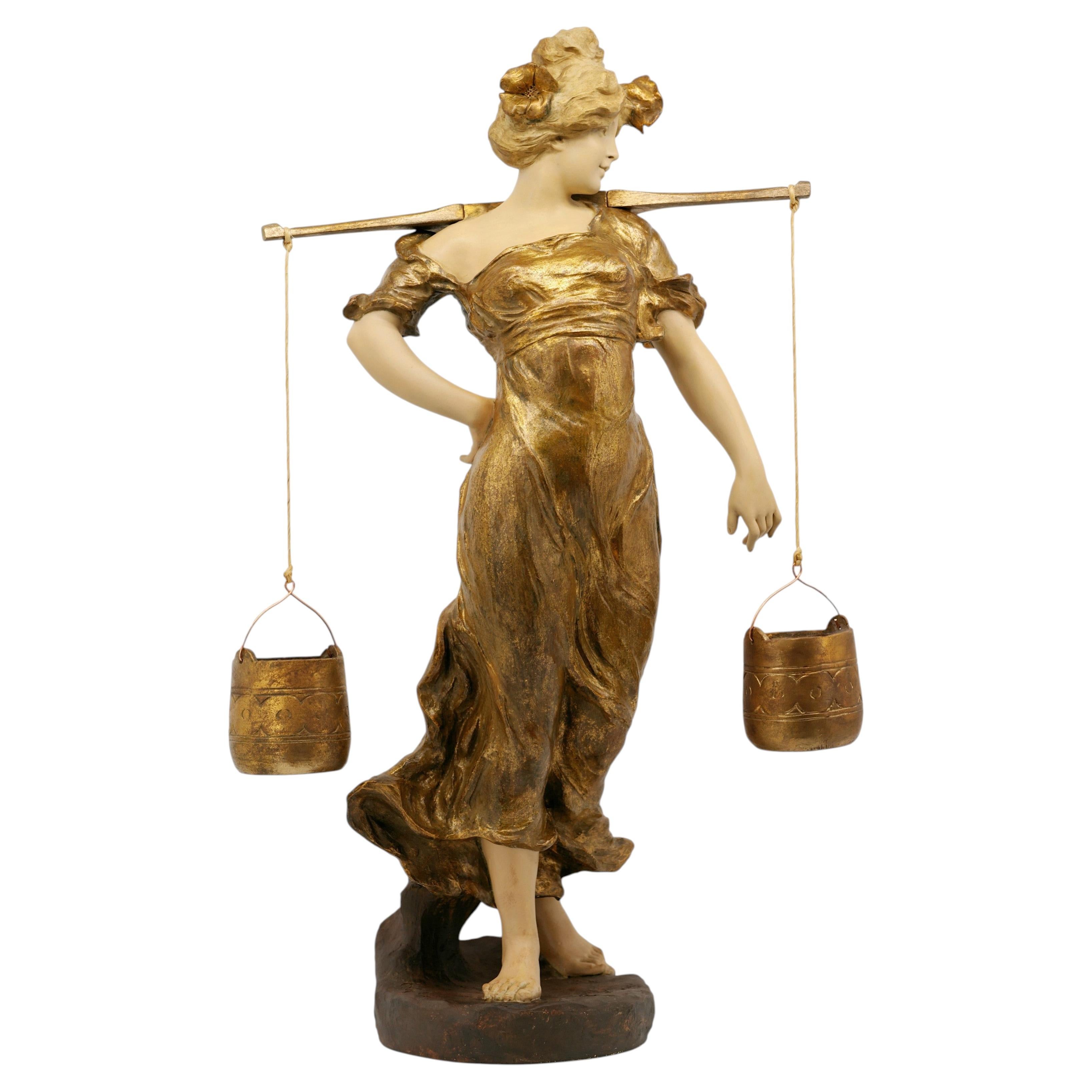 Grande sculpture en terre cuite polychrome Art Nouveau de Dupond, porteuse d'eau en vente