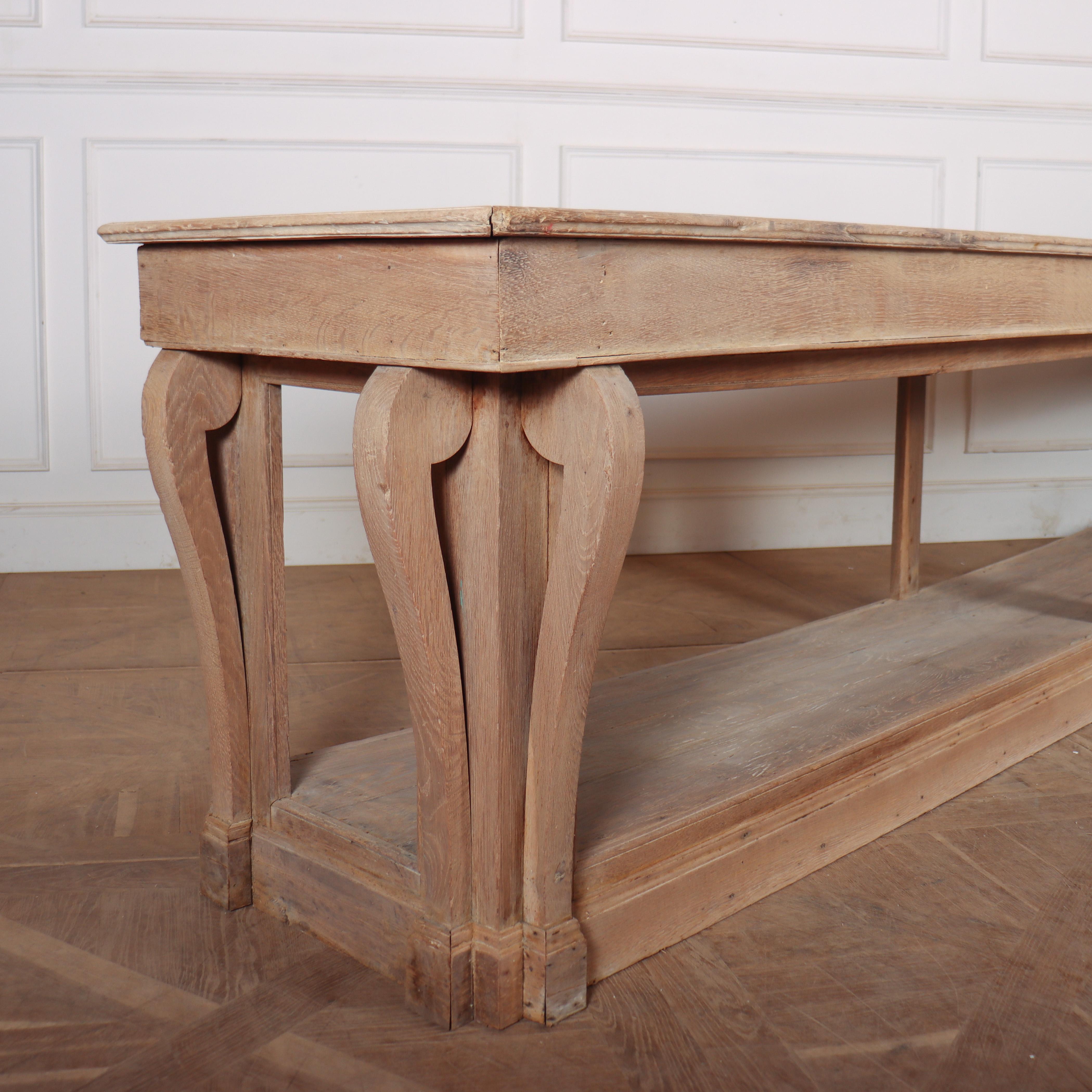 Large French Bleached Oak Console In Good Condition For Sale In Leamington Spa, Warwickshire