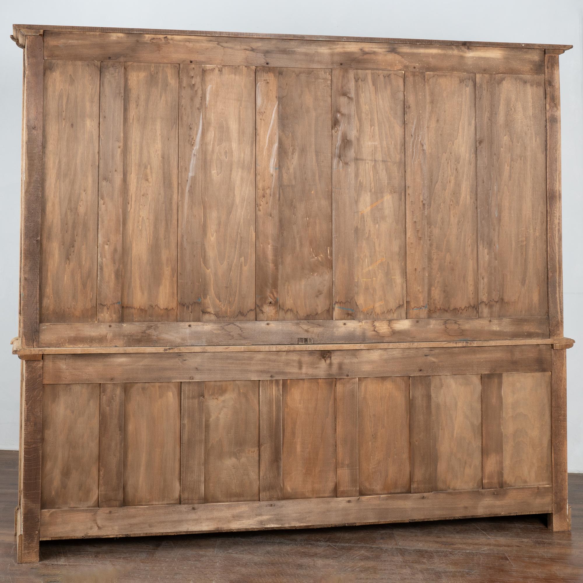 Grande mobile espositivo francese in Oak sbiancato Libreria circa 1890 in vendita 6
