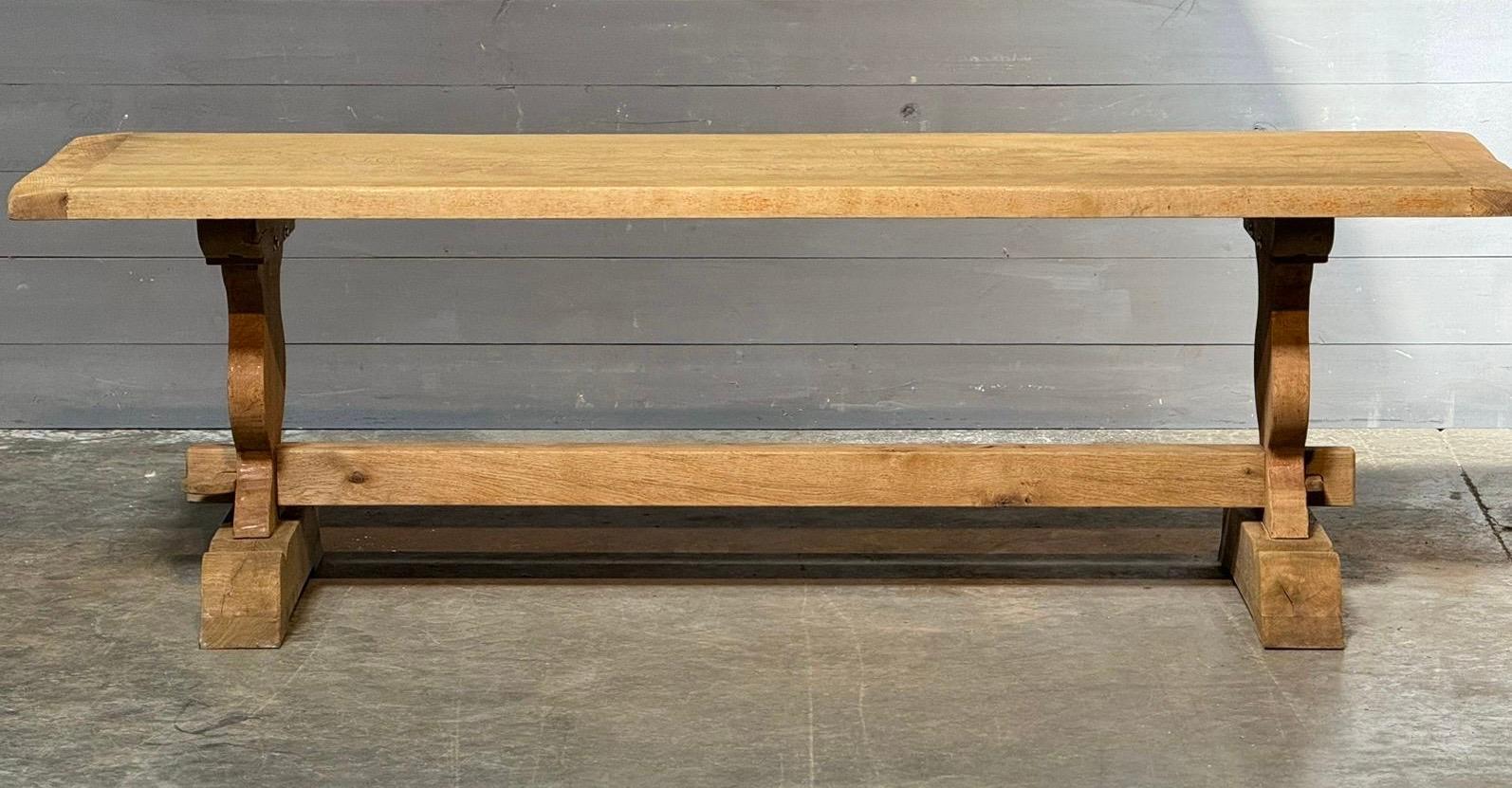 Large French Bleached Oak Farmhouse Dining Table In Good Condition For Sale In Seaford, GB
