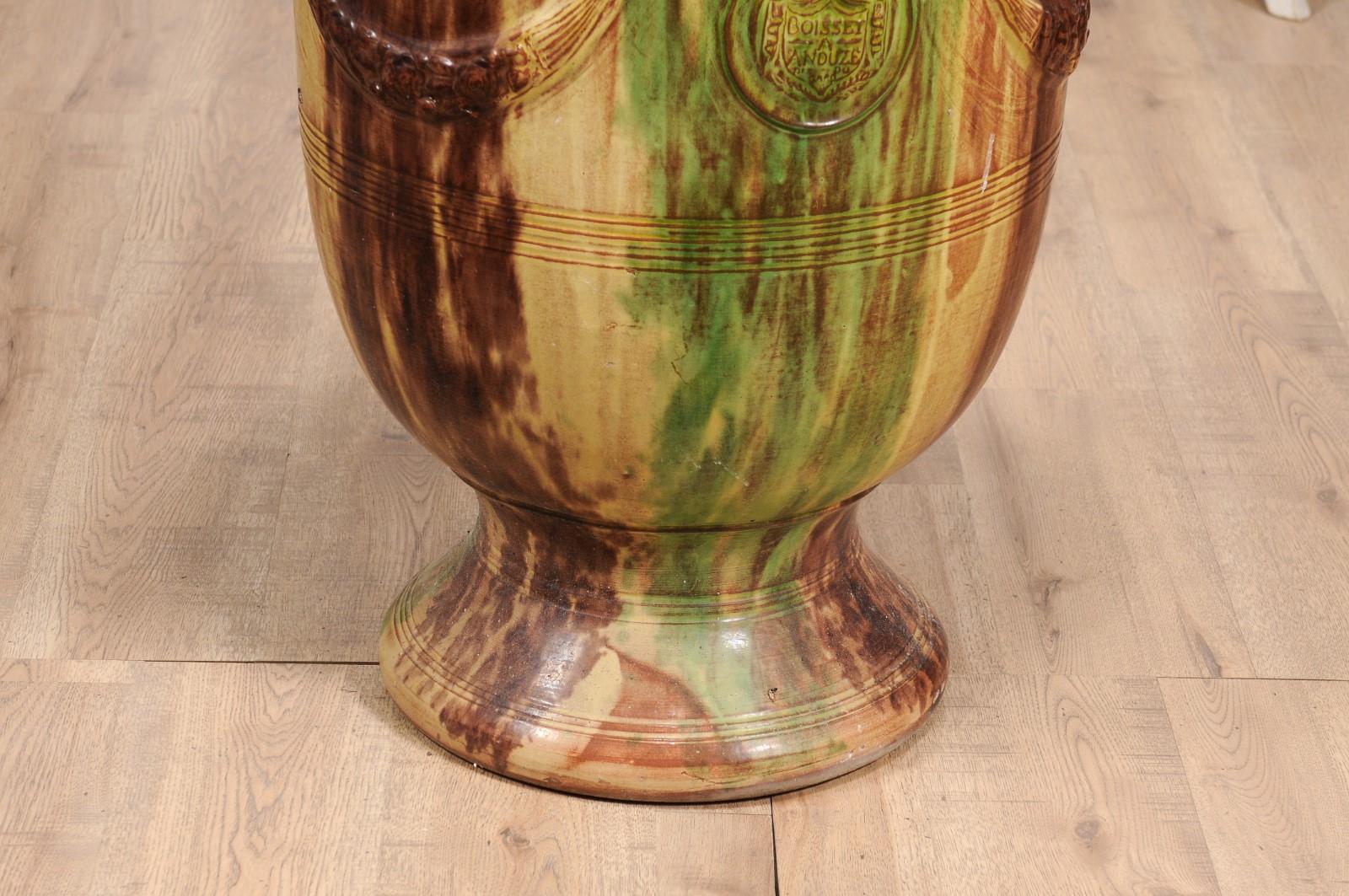 Vernissé Grande jarre française de Boisset Anduze à glaçure brune et verte avec des guirlandes, 21e siècle en vente