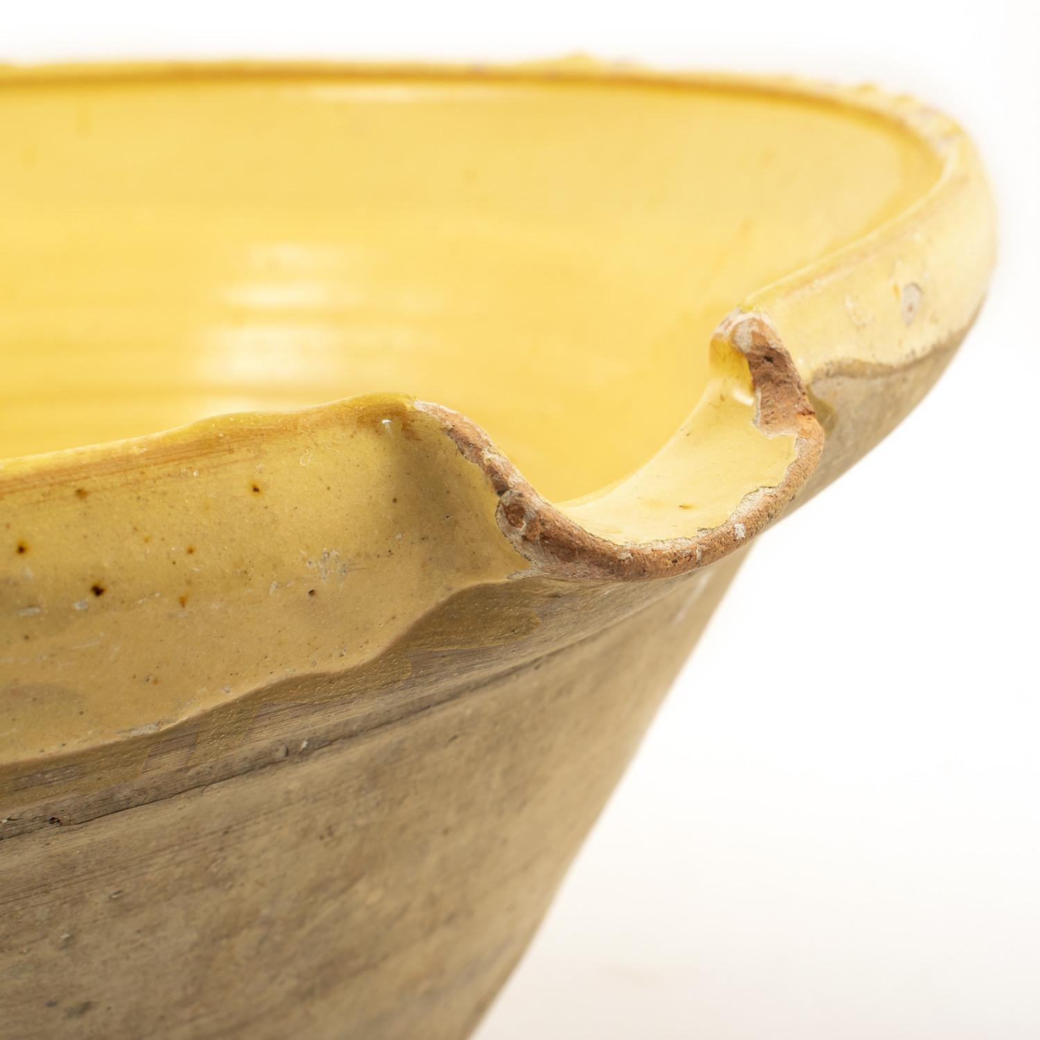 Glazed Large French Bowl 'Tian' with Yellow Glaze, 19th Century