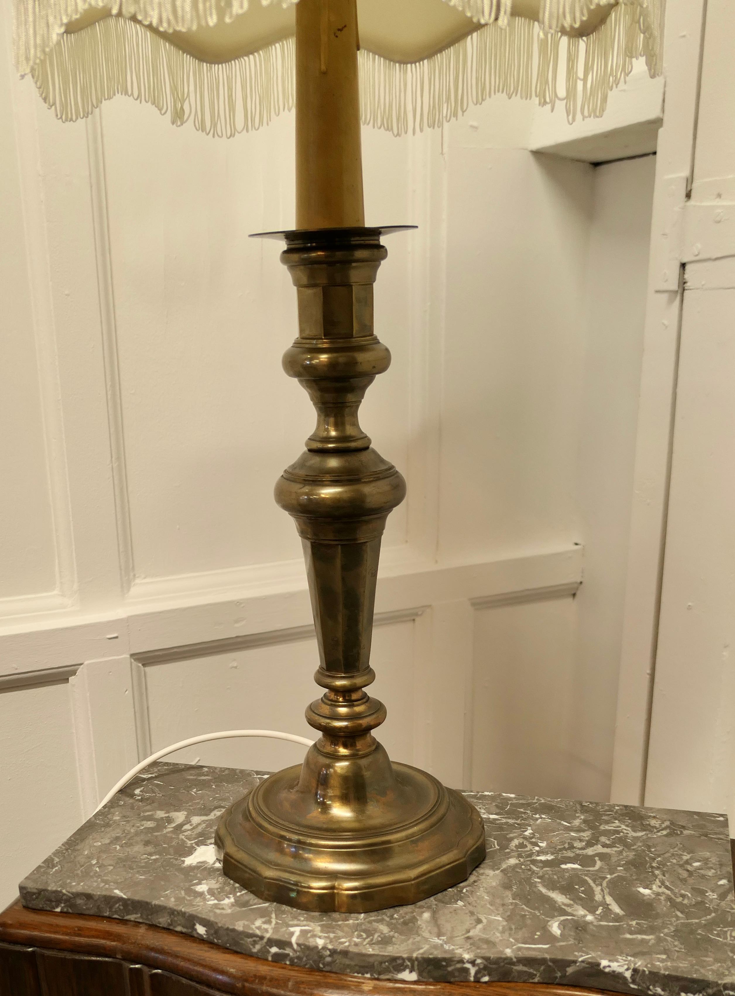 Large French Brass Candlestick Table Lamp In Good Condition For Sale In Chillerton, Isle of Wight