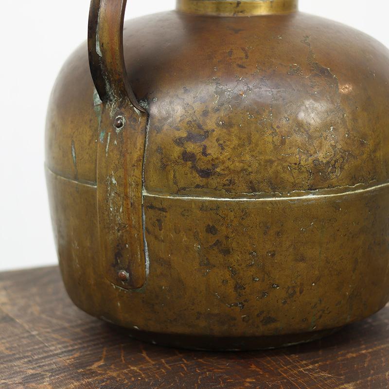 Fatto a mano Large French Brass 'Canne à Lait' - Milk Jug in vendita