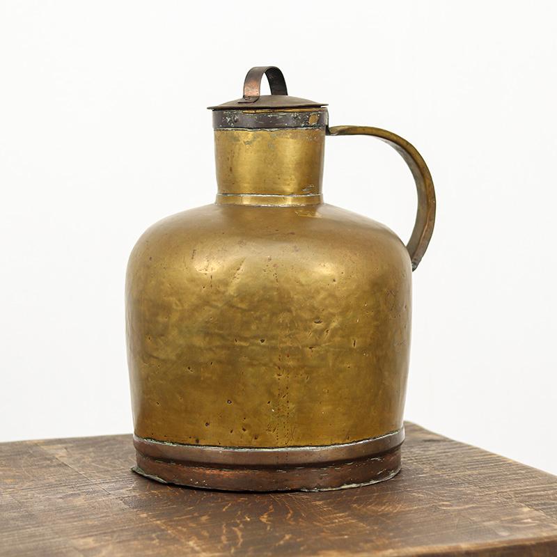 Large French Brass 'Canne à Lait' - Milk Jug in vendita 1
