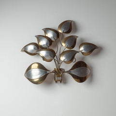 Große französische Wandleuchte aus Messing, um 1970