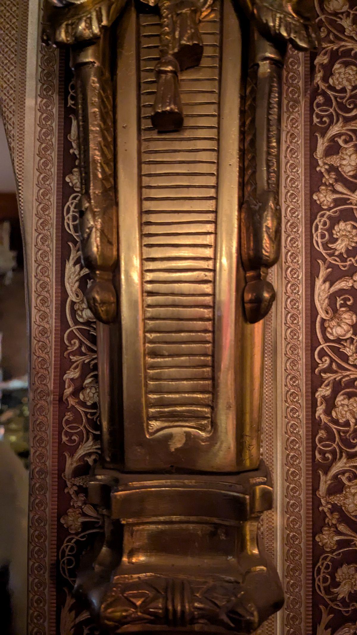 Grande coppia di applique francesi in ottone in vendita 5