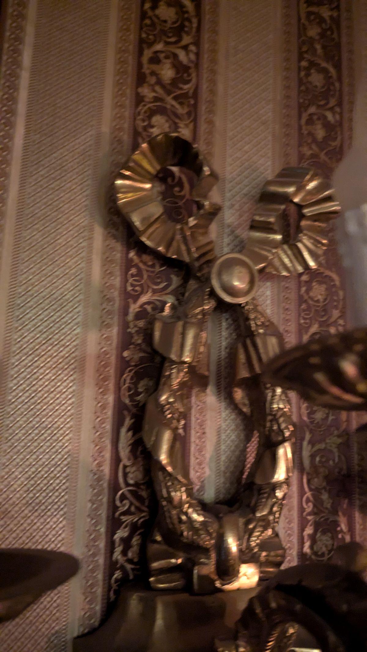 Grande coppia di applique francesi in ottone in vendita 8