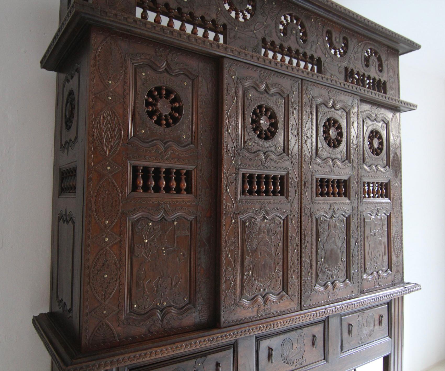 Large French Breton lit-clos Cabinet from 1817 For Sale 2