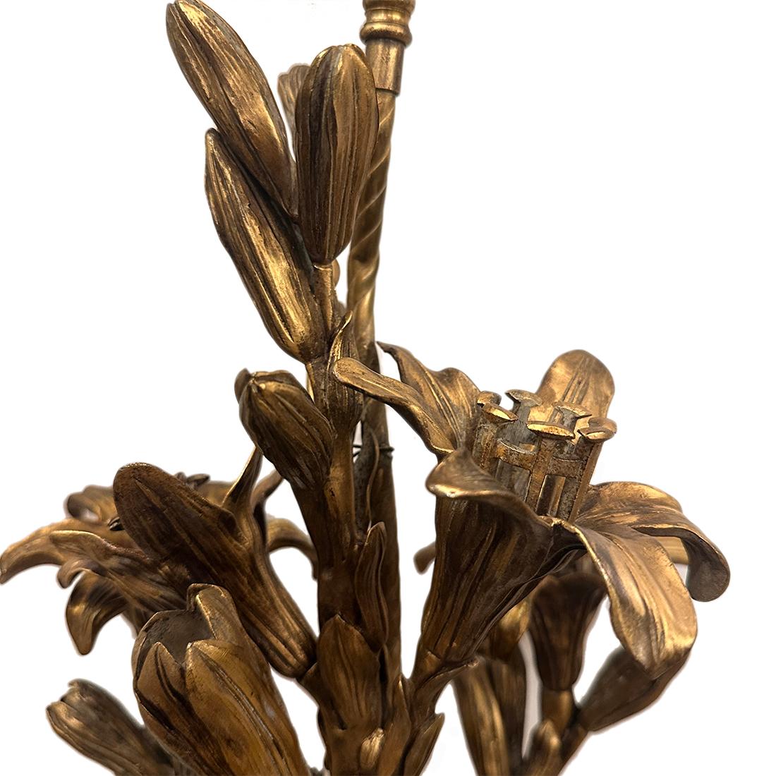 Grand candélabre français monté en lampe Bon état - En vente à New York, NY