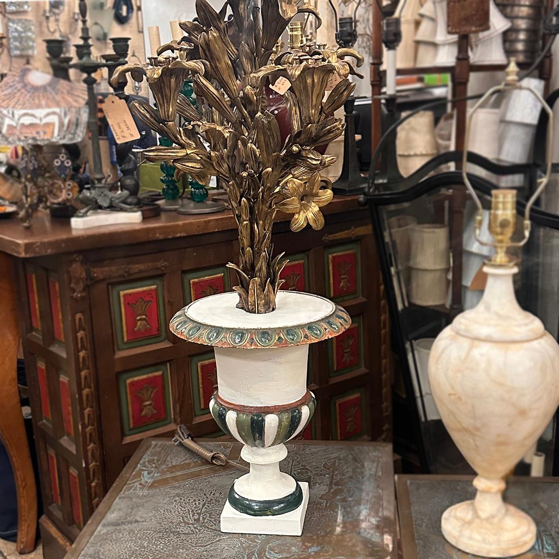 Début du 20ème siècle Grand candélabre français monté en lampe en vente