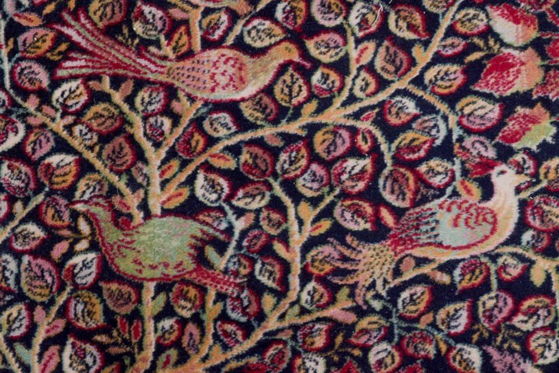 Large French carpet in handwoven wool. Motif of exotic birds in trees. For Sale 3