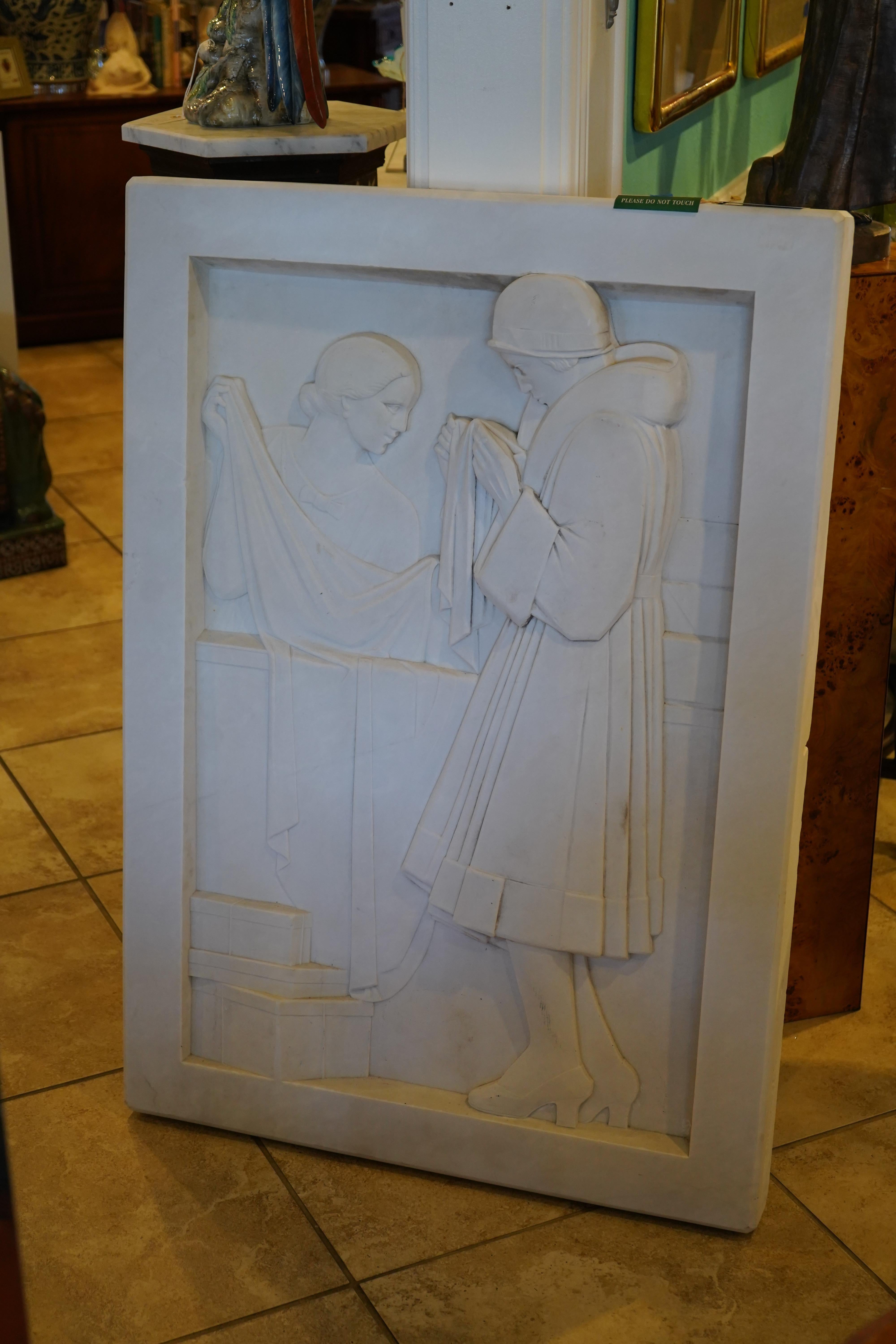 Grande sculpture française en marbre Carrera Art Deco en vente 1