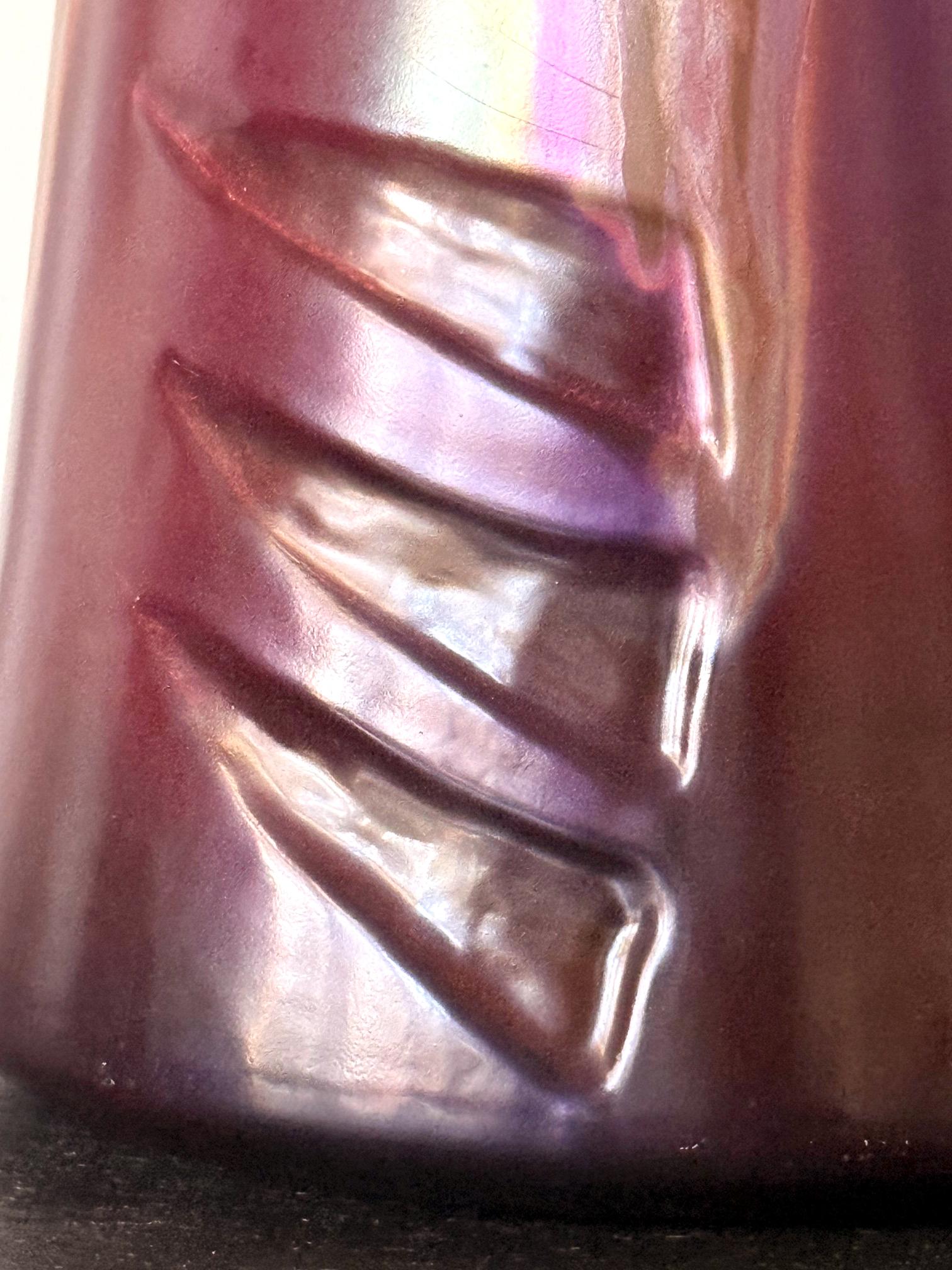 Grande vaso francese in ceramica con smalto iridescente di Clement Massier in vendita 2