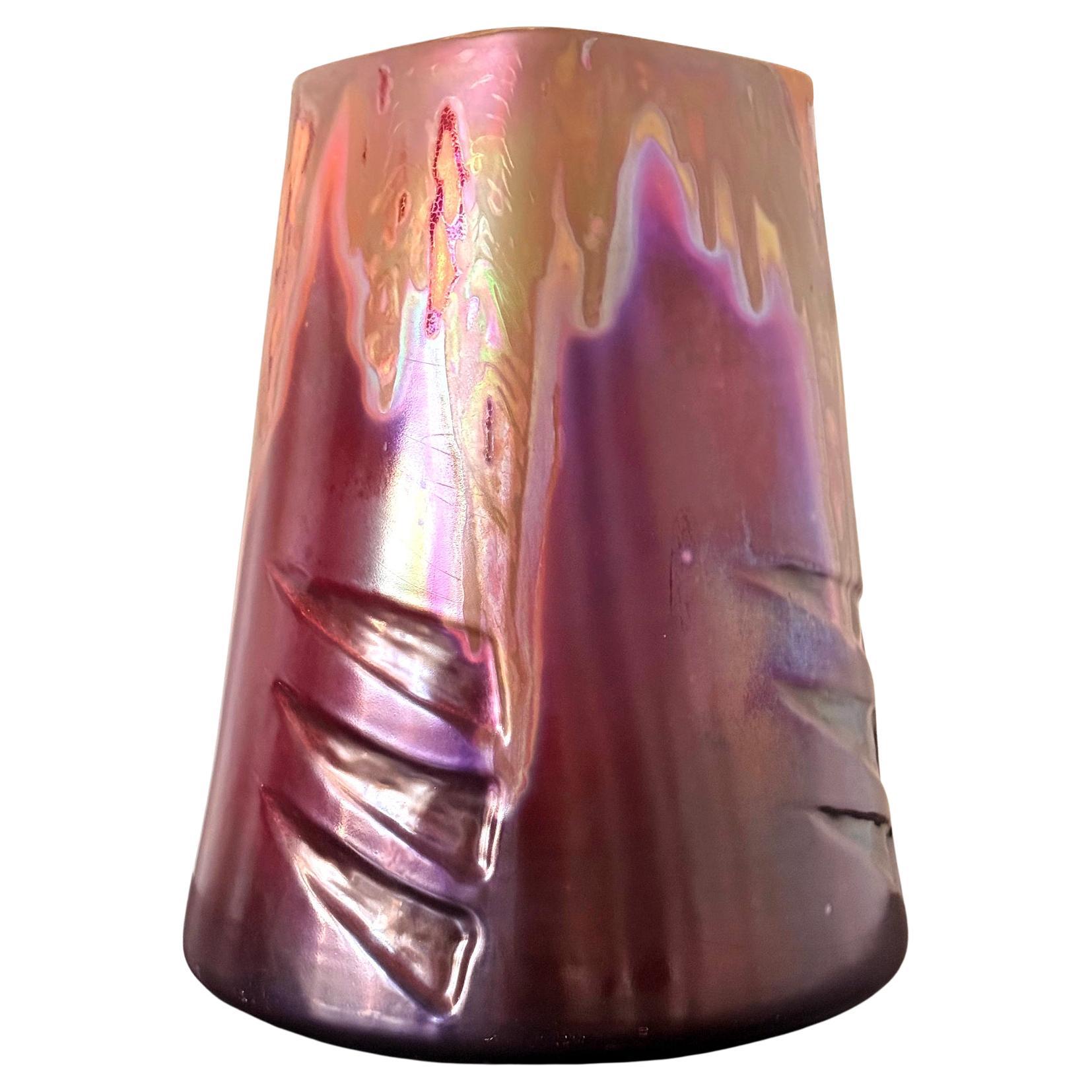 Grande vaso francese in ceramica con smalto iridescente di Clement Massier in vendita