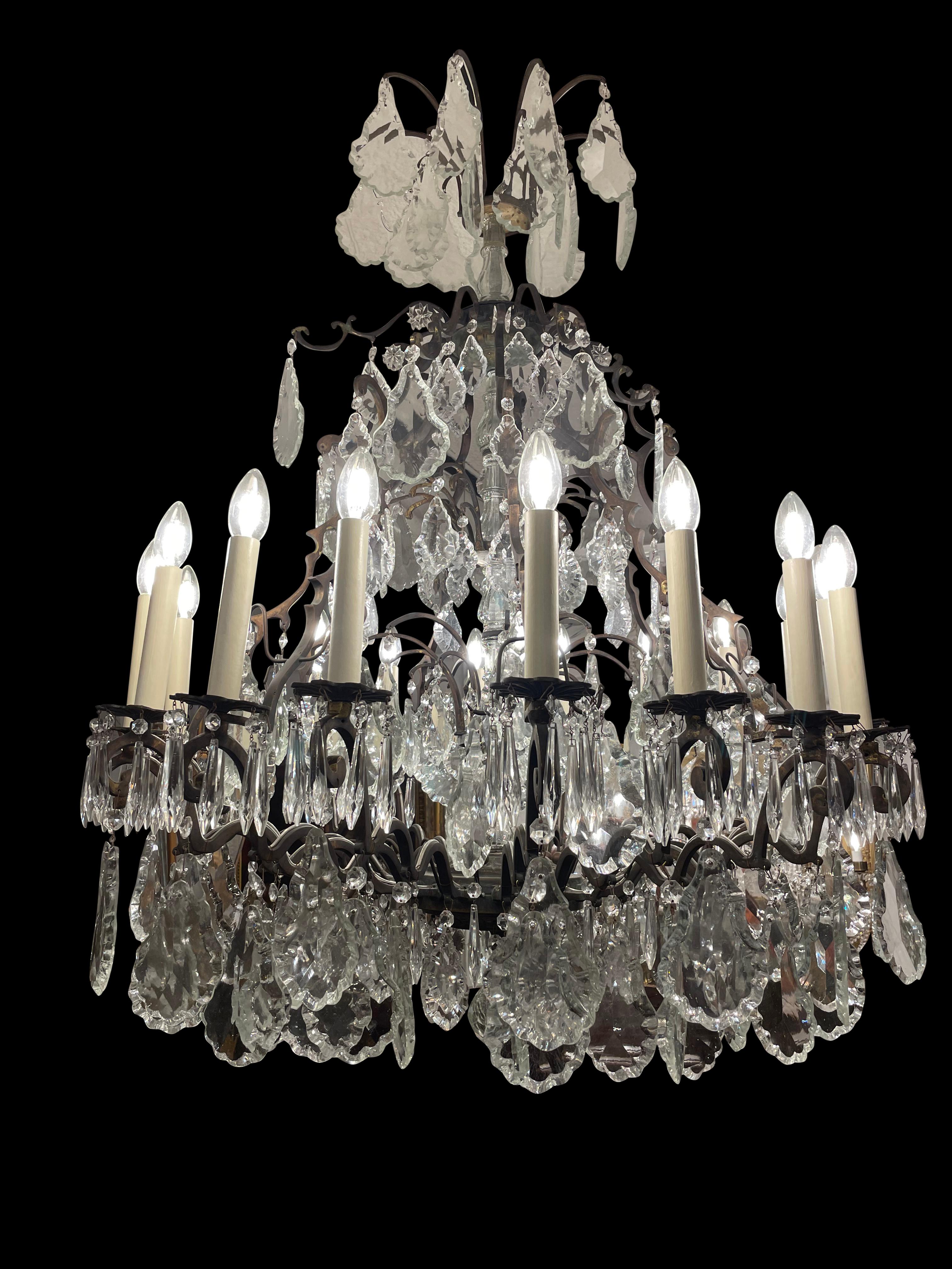 Large French Chandelier, 20th Century For Sale 7